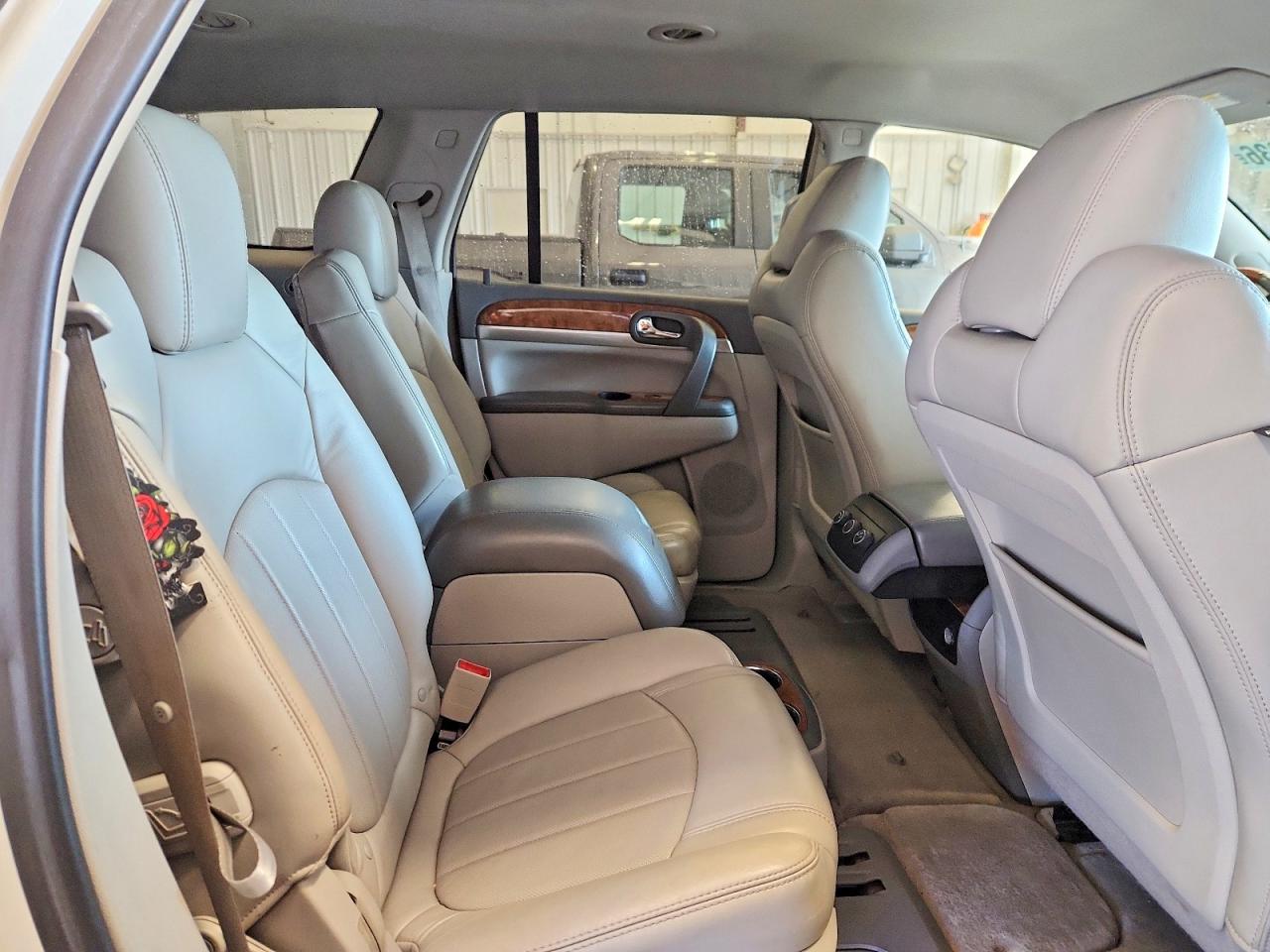 2010 Buick Enclave Cxl Cream vin: 5GALVBED1AJ112633