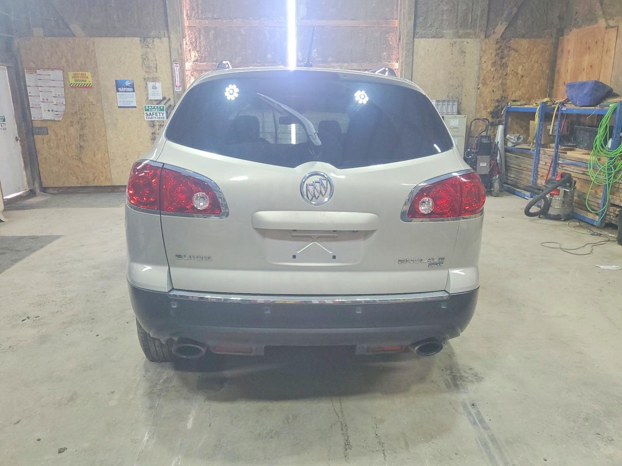 2010 Buick Enclave Cxl Beige vin: 5GALVBED3AJ104596