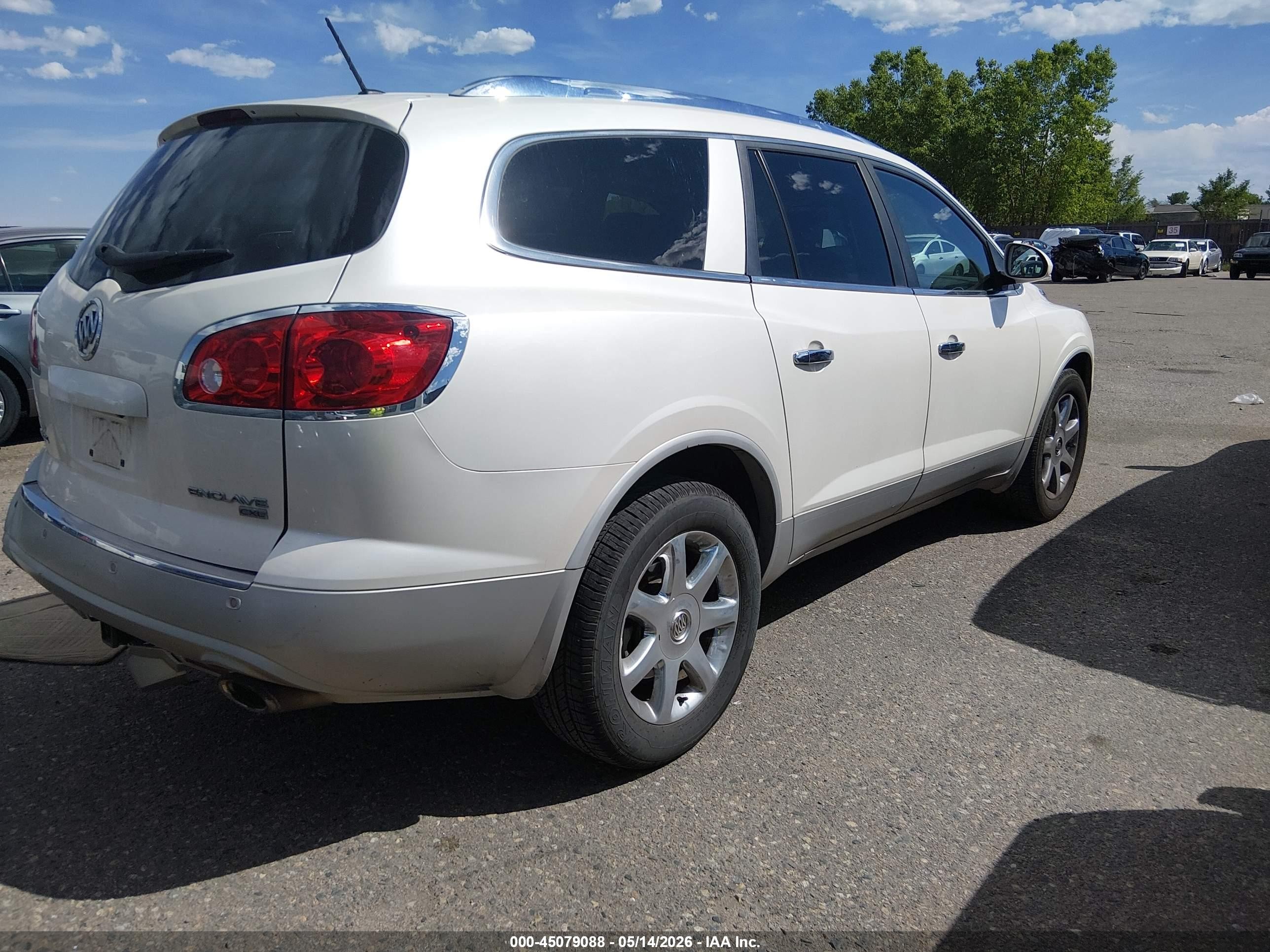 2010 Buick Enclave 1xl White vin: 5GALVBED8AJ254560