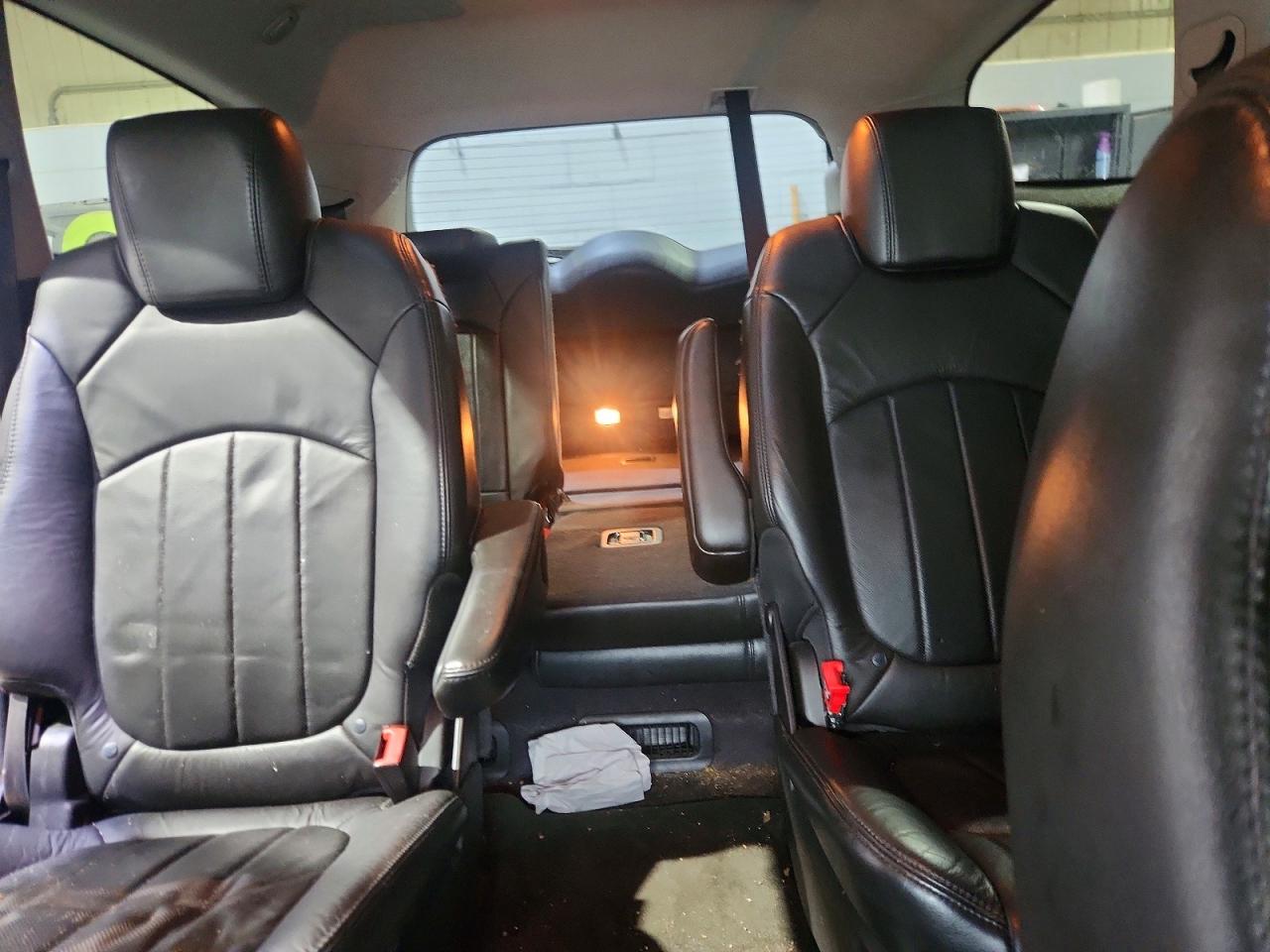2010 Buick Enclave Cxl White vin: 5GALVCED0AJ150893