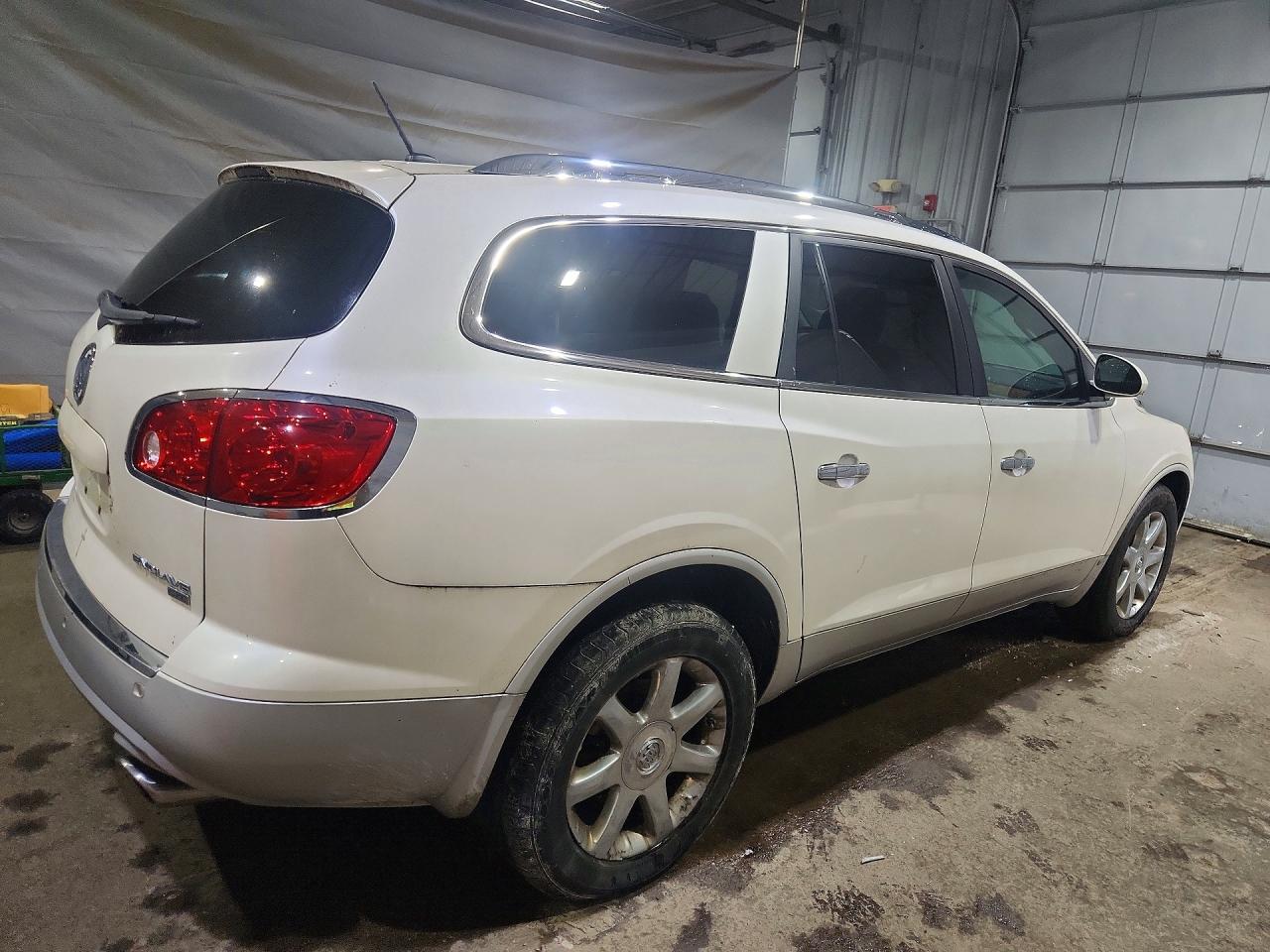 2010 Buick Enclave Cxl White vin: 5GALVCED0AJ150893