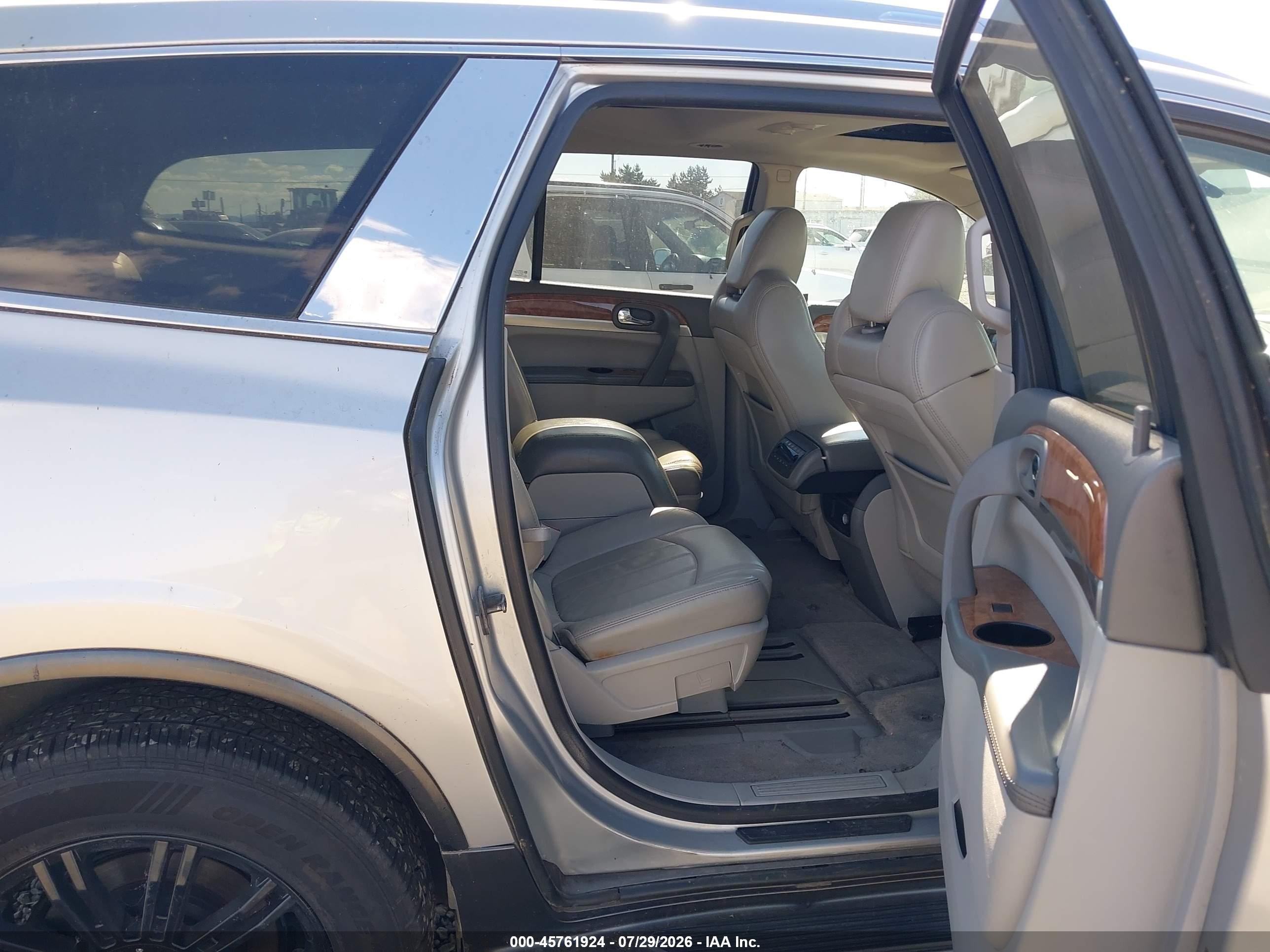 2010 Buick Enclave 2xl Silver vin: 5GALVCED1AJ219977