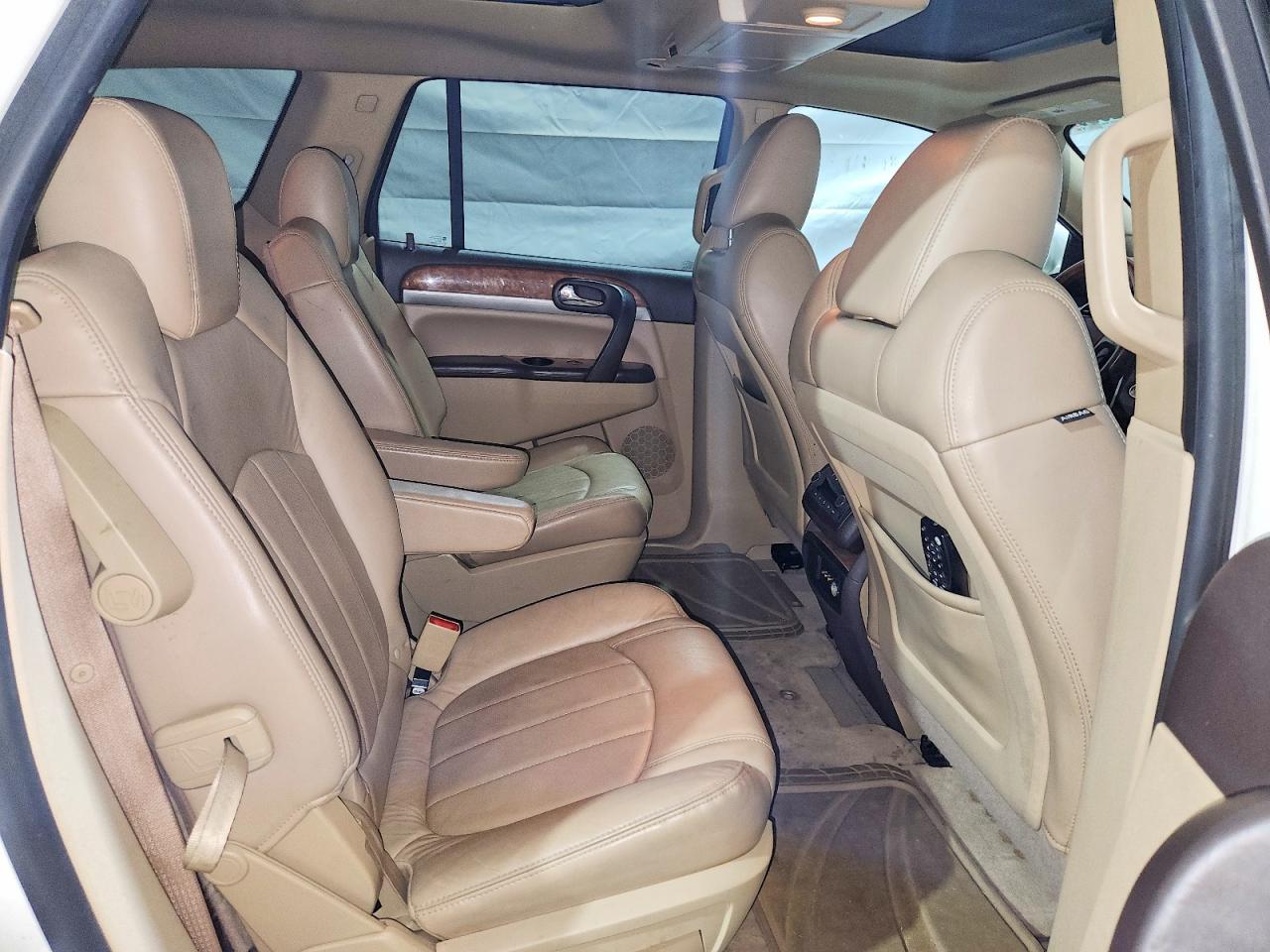 2010 Buick Enclave Cxl White vin: 5GALVCED3AJ256044