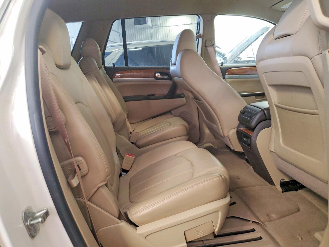 2010 Buick Enclave Cxl White vin: 5GALVCED6AJ249279