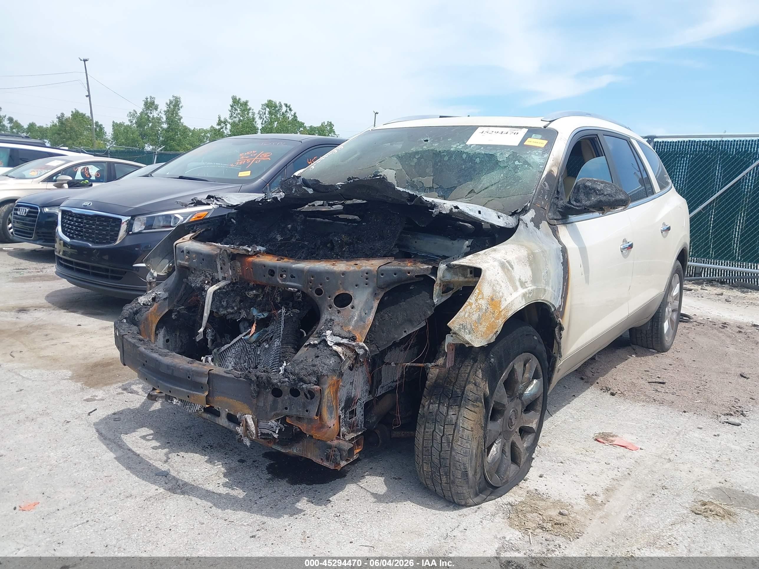 2010 Buick Enclave 2xl Cream vin: 5GALVCED7AJ147411