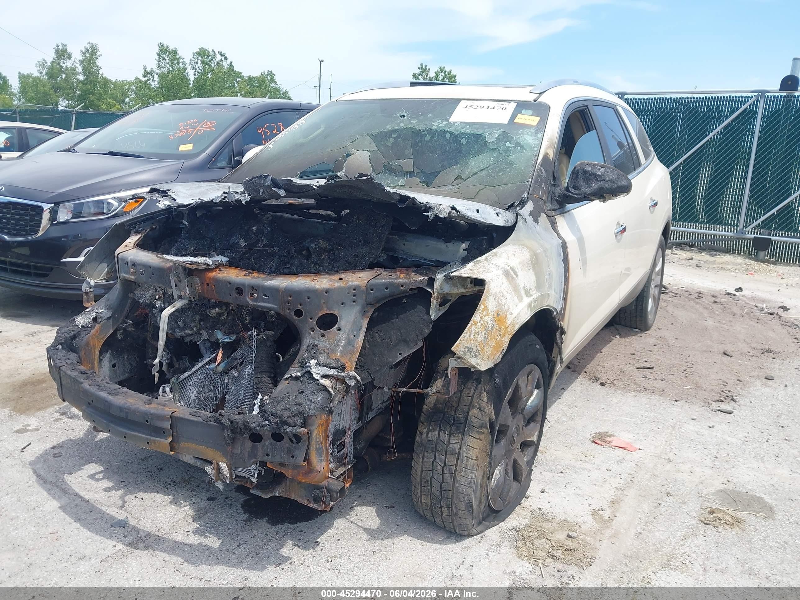2010 Buick Enclave 2xl Cream vin: 5GALVCED7AJ147411