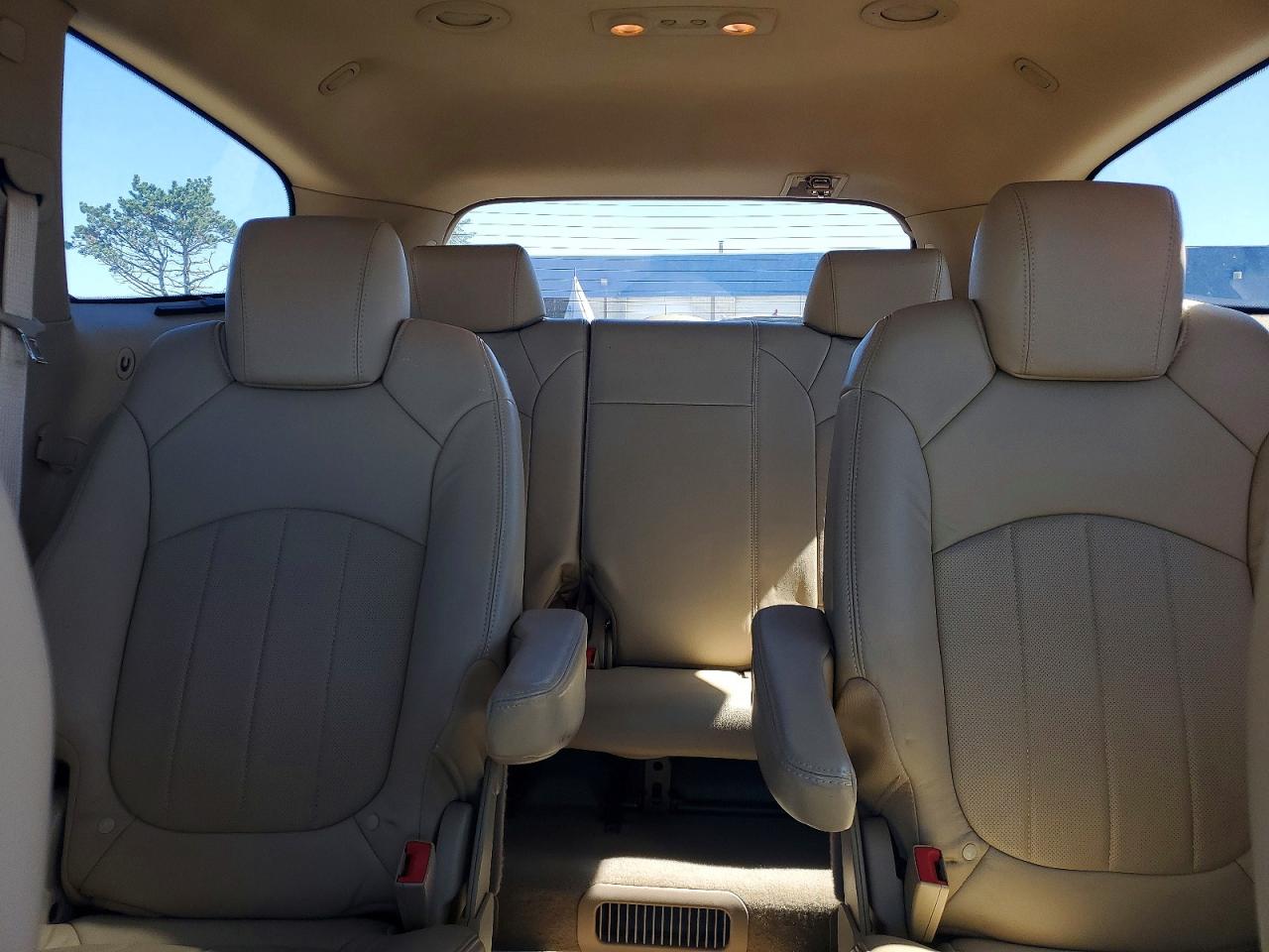 2010 Buick Enclave White vin: 5GALVCED7AJ251963