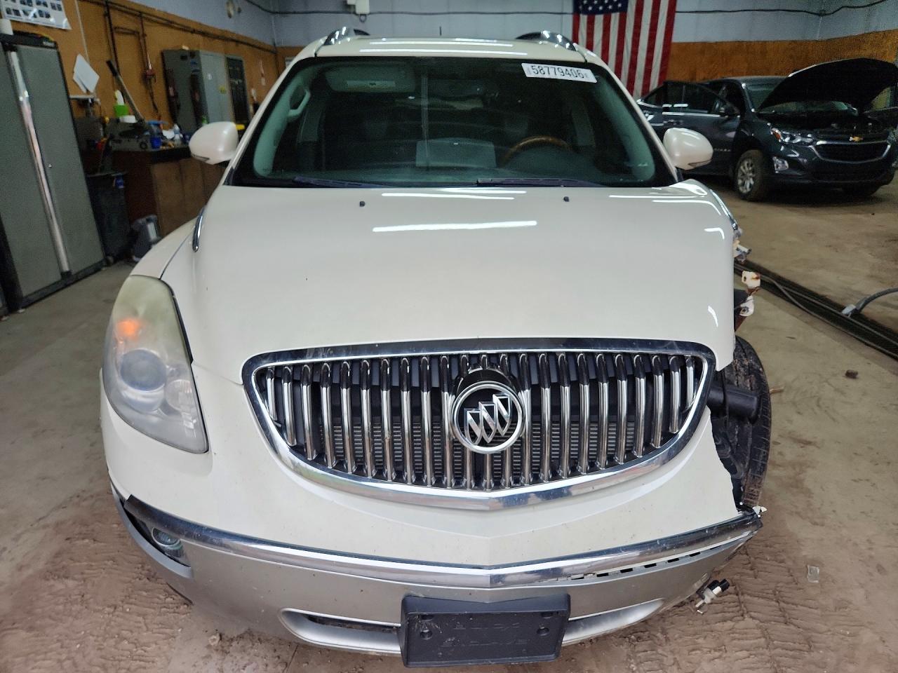2010 Buick Enclave Cxl White vin: 5GALVCED8AJ147501