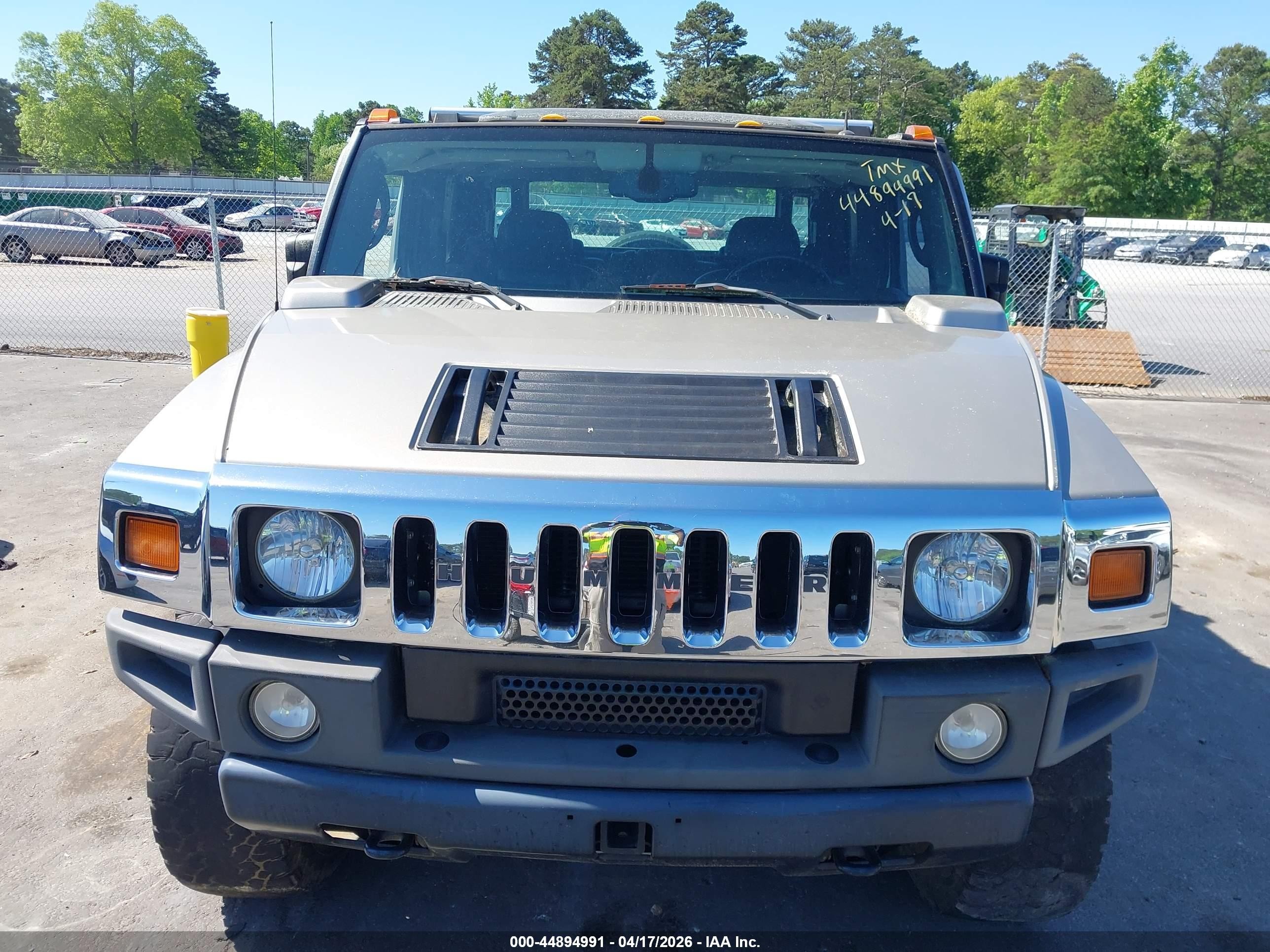2006 Hummer H2 Sut   Beige vin: 5GRGN22U46H100803