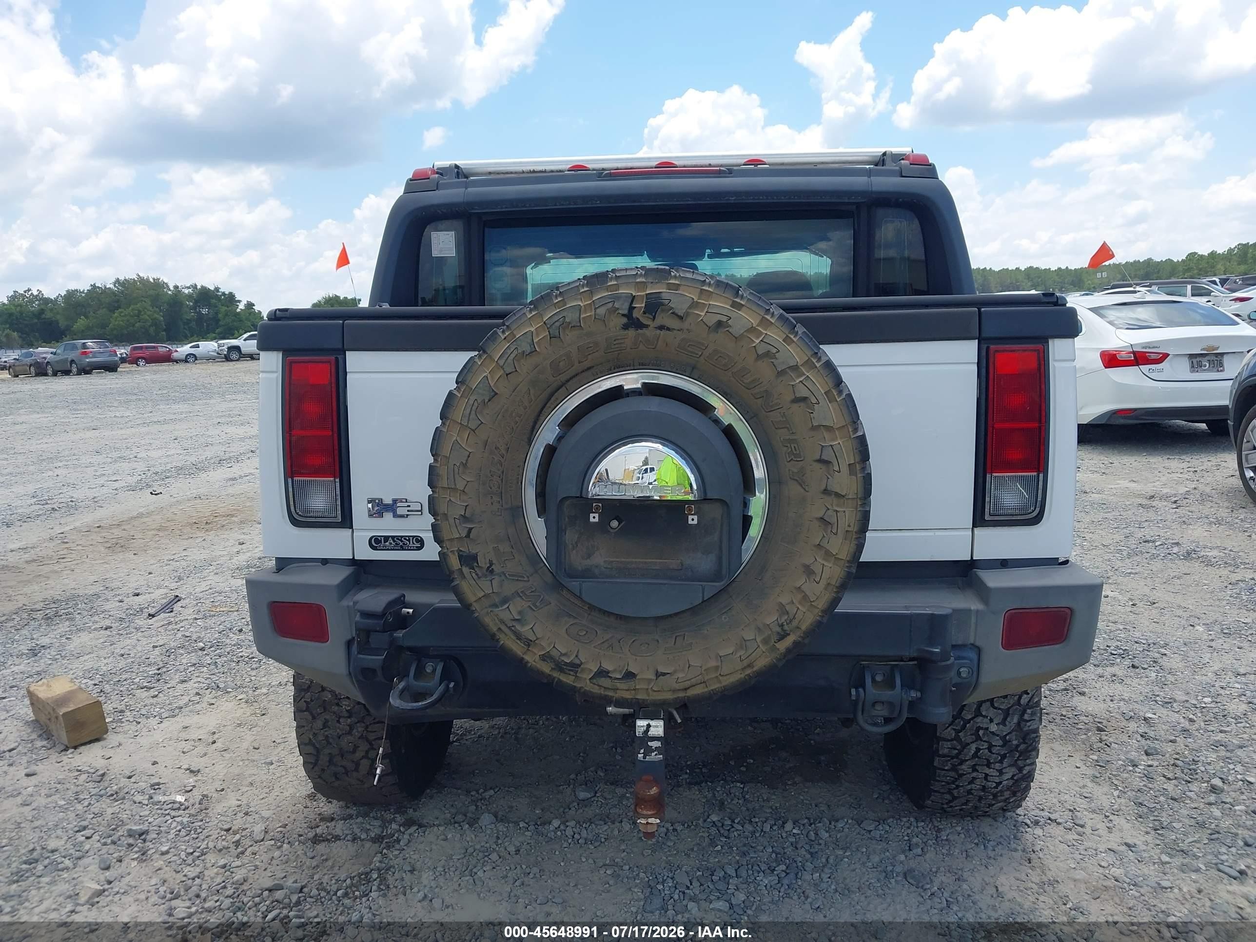 2006 Hummer H2 Sut   Белый vin: 5GRGN22U86H107981