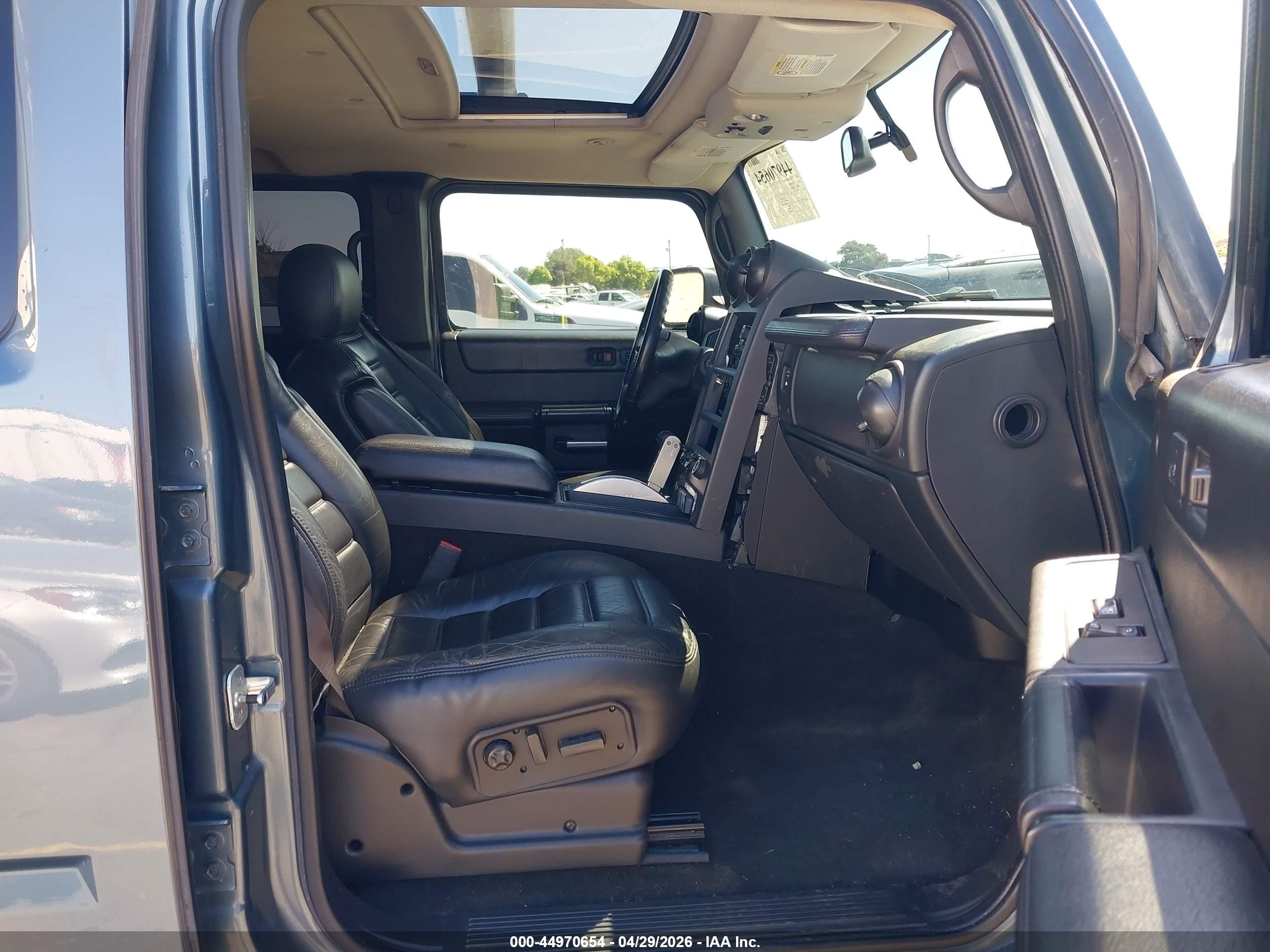 2006 Hummer H2 Sut   Серый vin: 5GRGN22U96H120075
