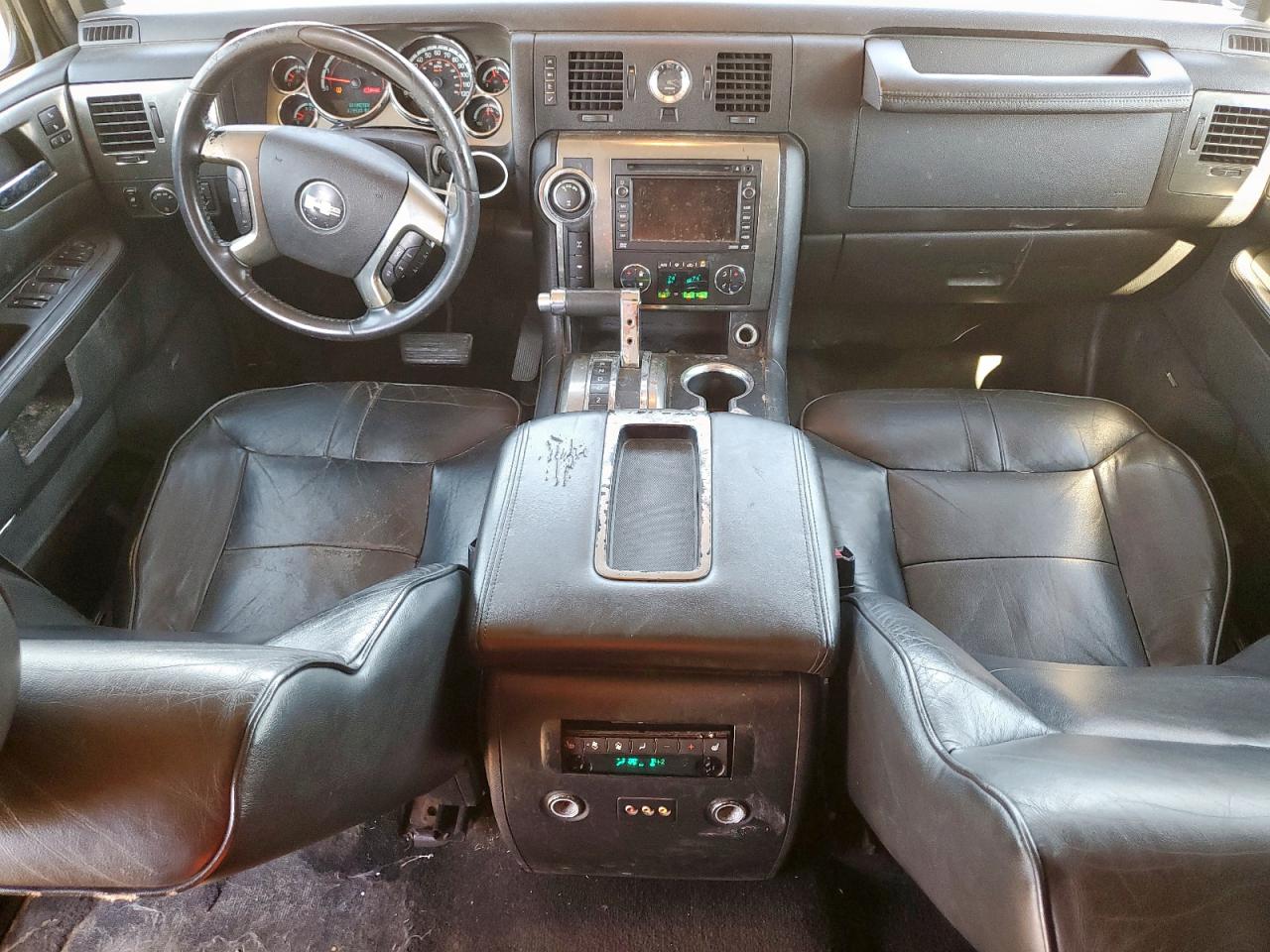 2008 Hummer H2 Black vin: 5GRGN23808H108384