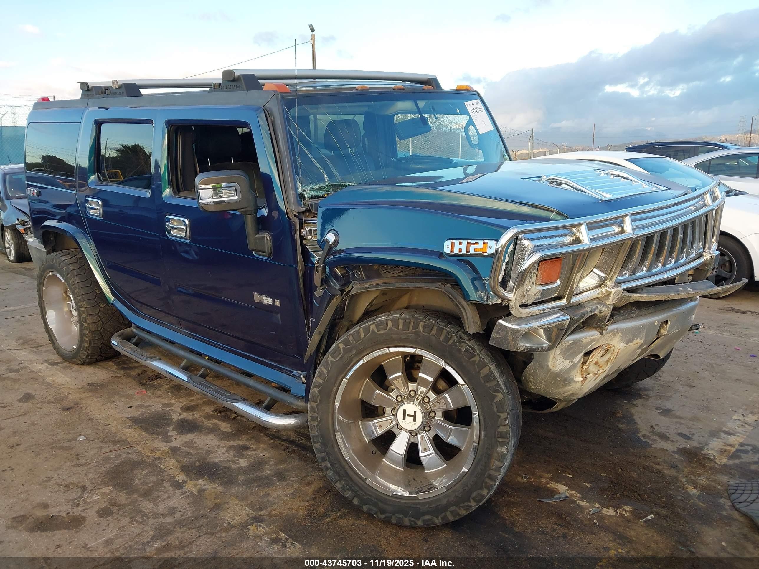 2008 Hummer H2 Suv   Blue vin: 5GRGN23828H107446