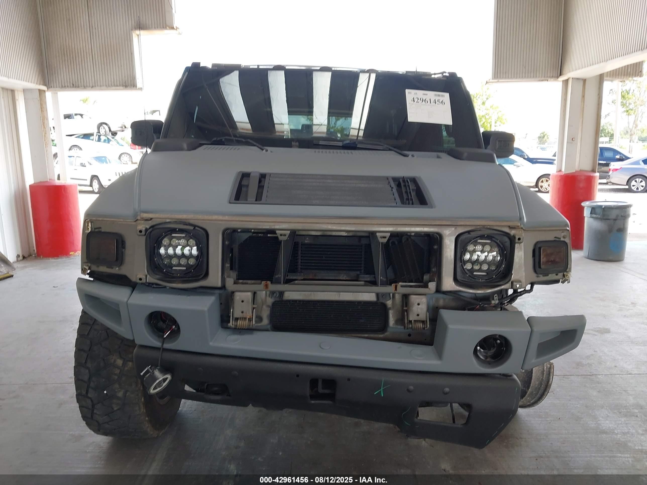 2008 Hummer H2 Suv   Gray vin: 5GRGN23838H100649