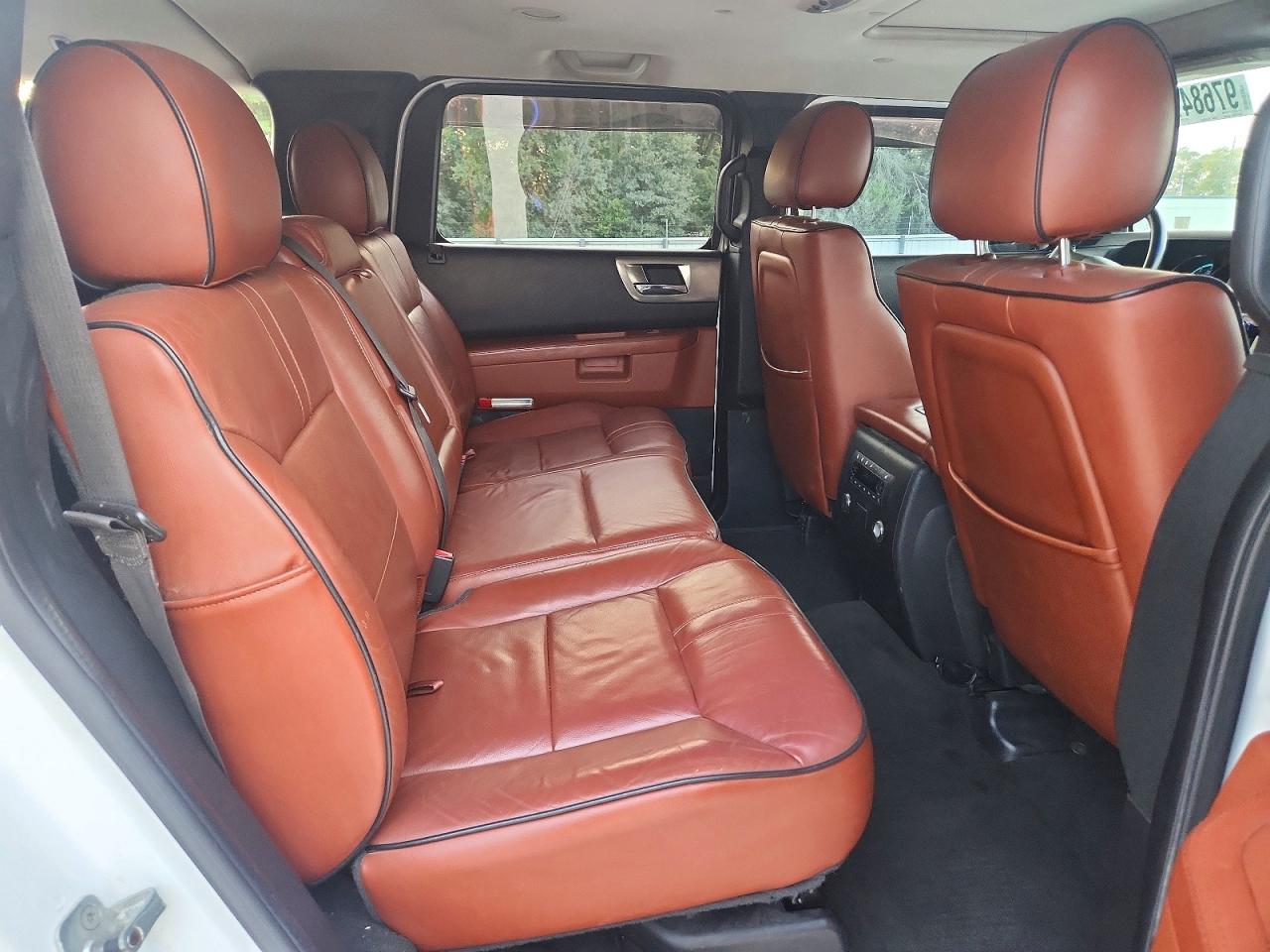 2008 Hummer H2 White vin: 5GRGN23838H106094