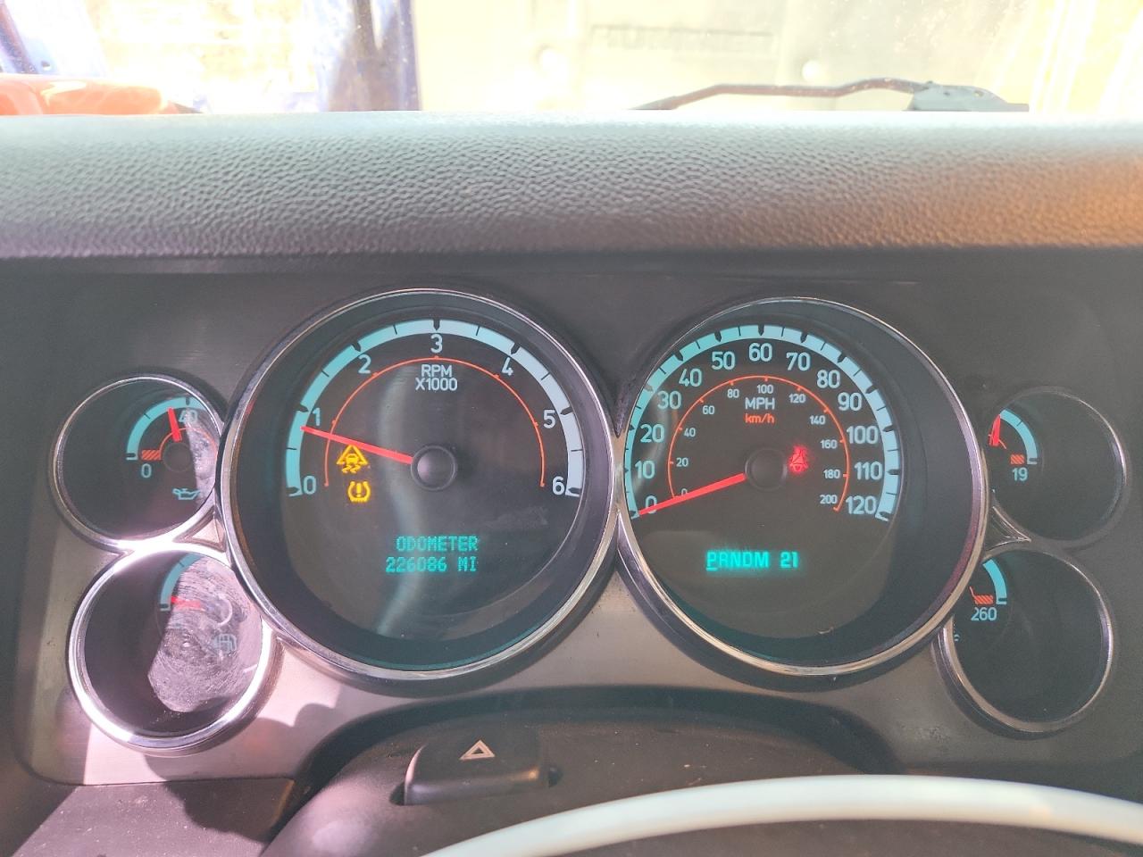 2008 Hummer H2 Orange vin: 5GRGN23838H108475