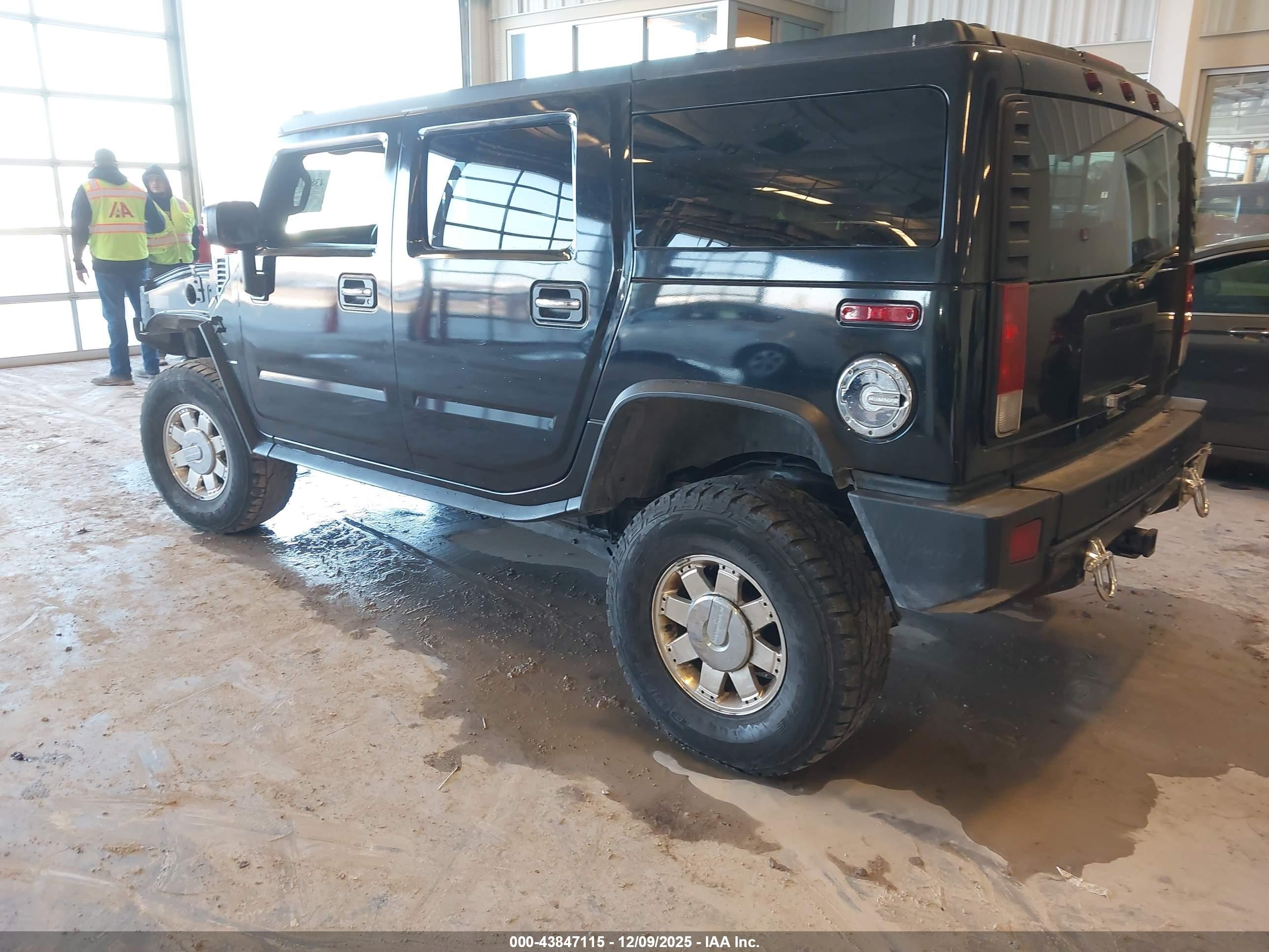 2008 Hummer H2 Suv   Black vin: 5GRGN23858H100796