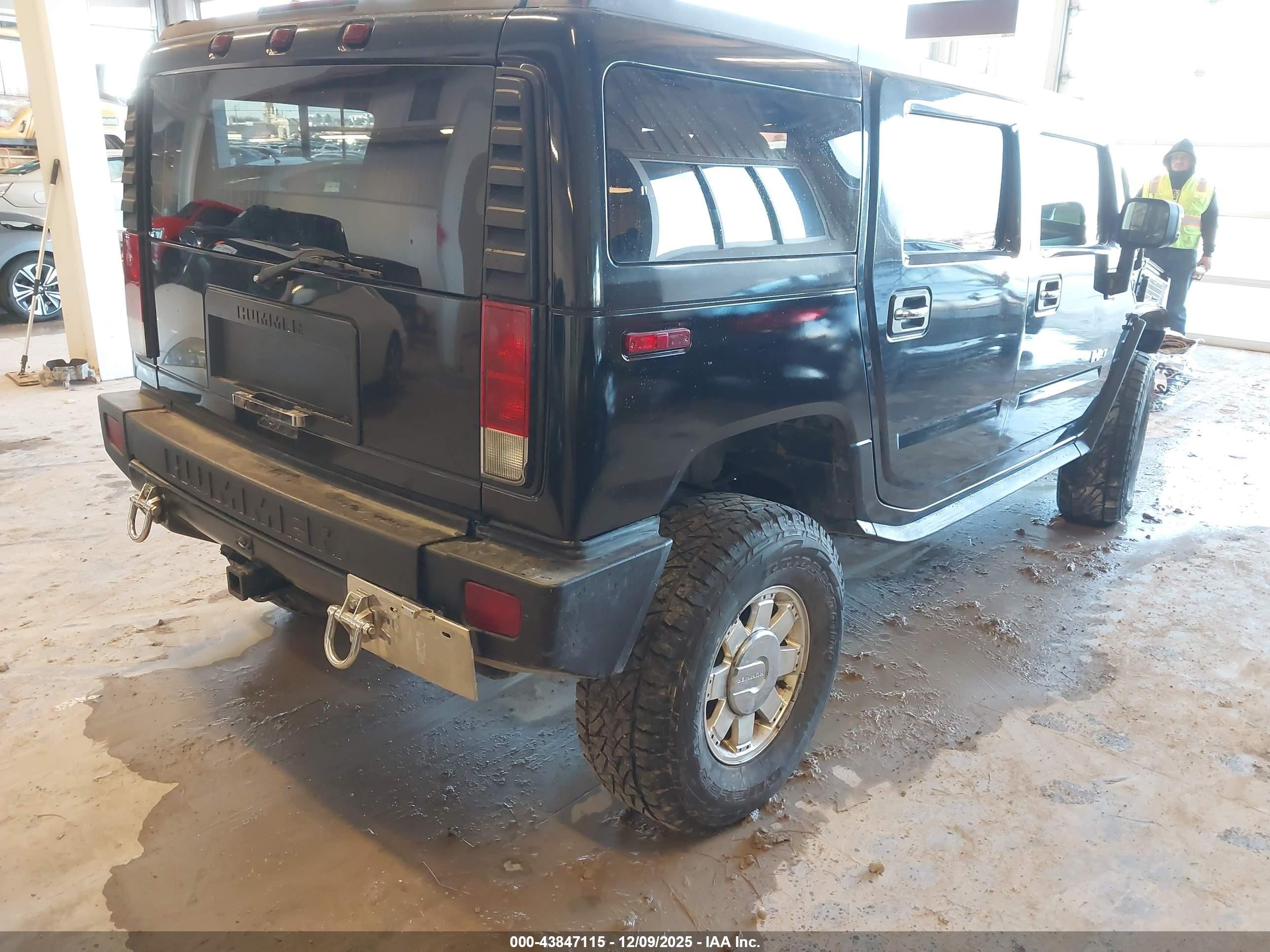 2008 Hummer H2 Suv   Black vin: 5GRGN23858H100796