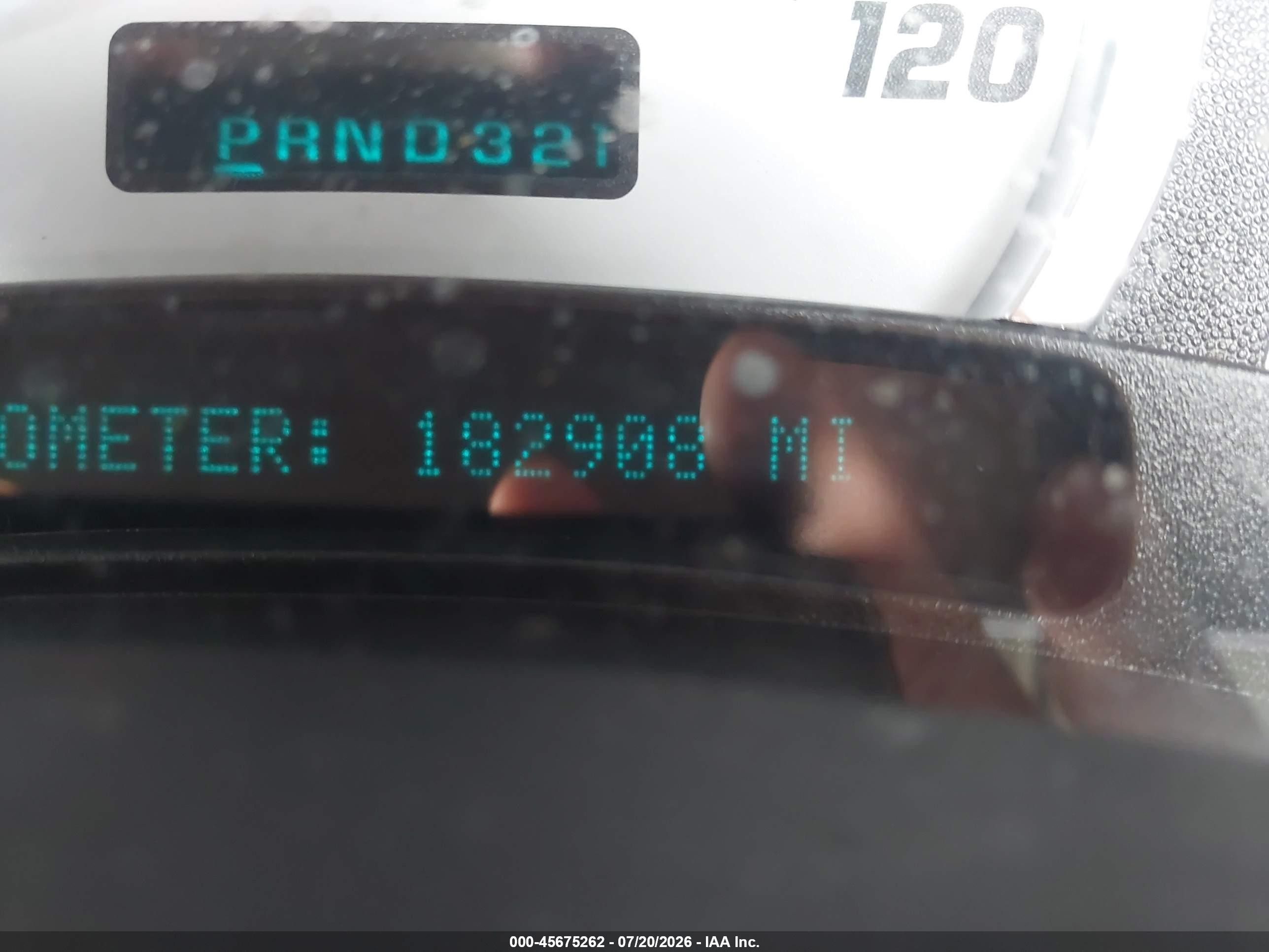 2004 Hummer H2   Gold vin: 5GRGN23U04H101796