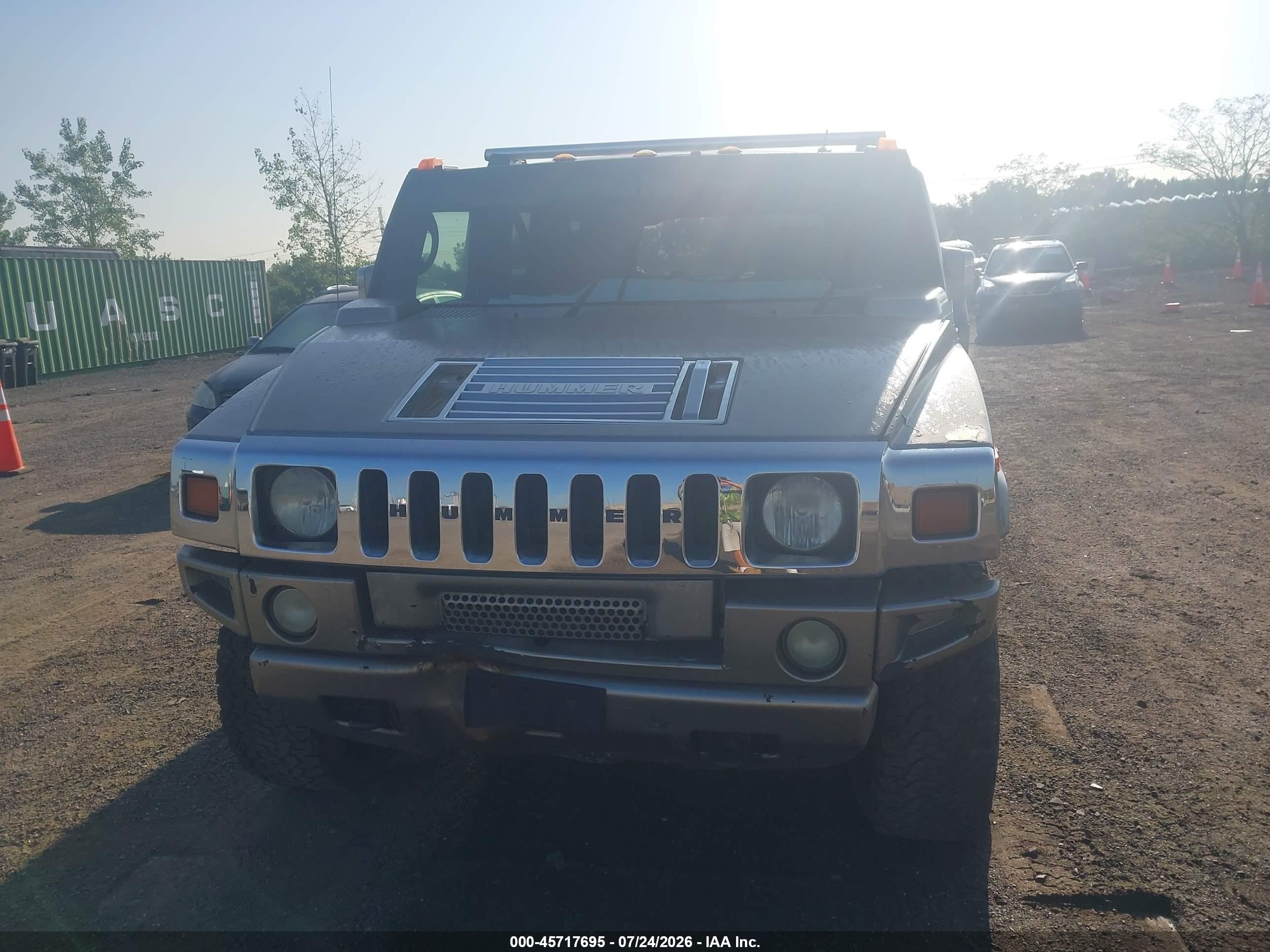 2005 Hummer H2 Suv   Brown vin: 5GRGN23U05H102383