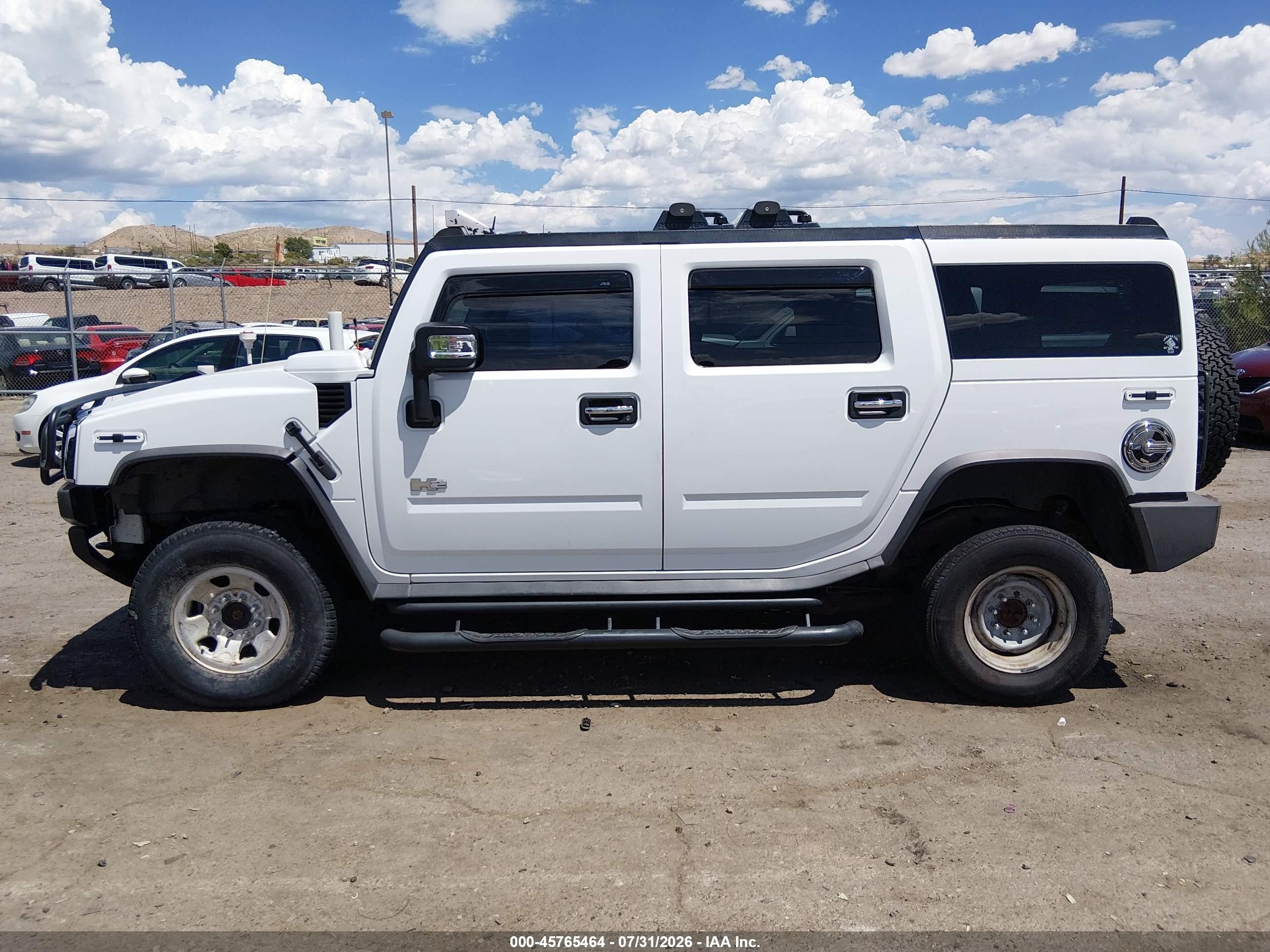 2004 Hummer H2   Белый vin: 5GRGN23U14H100706