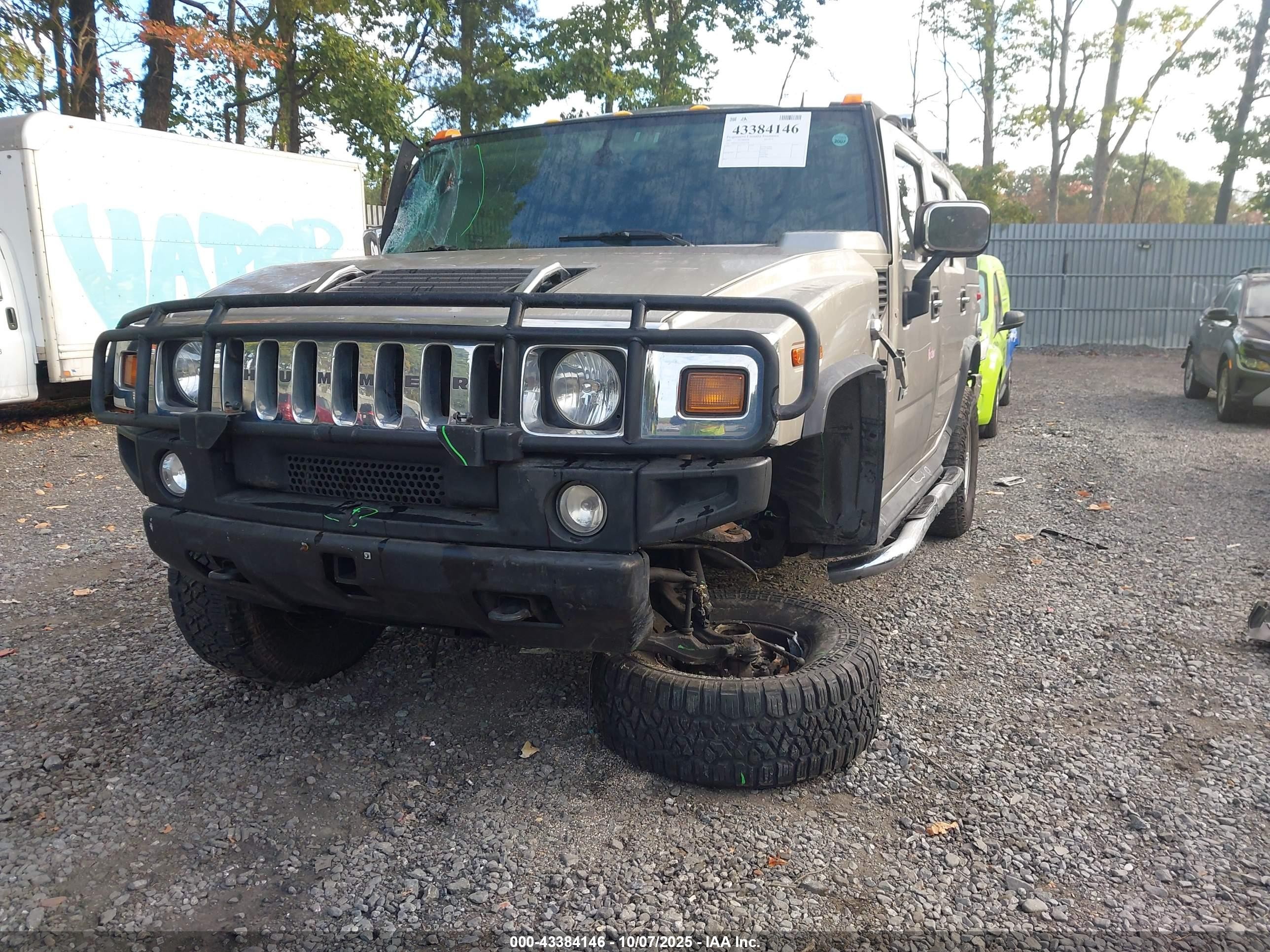 2005 Hummer H2 Suv   Желто-коричневый vin: 5GRGN23U15H123758