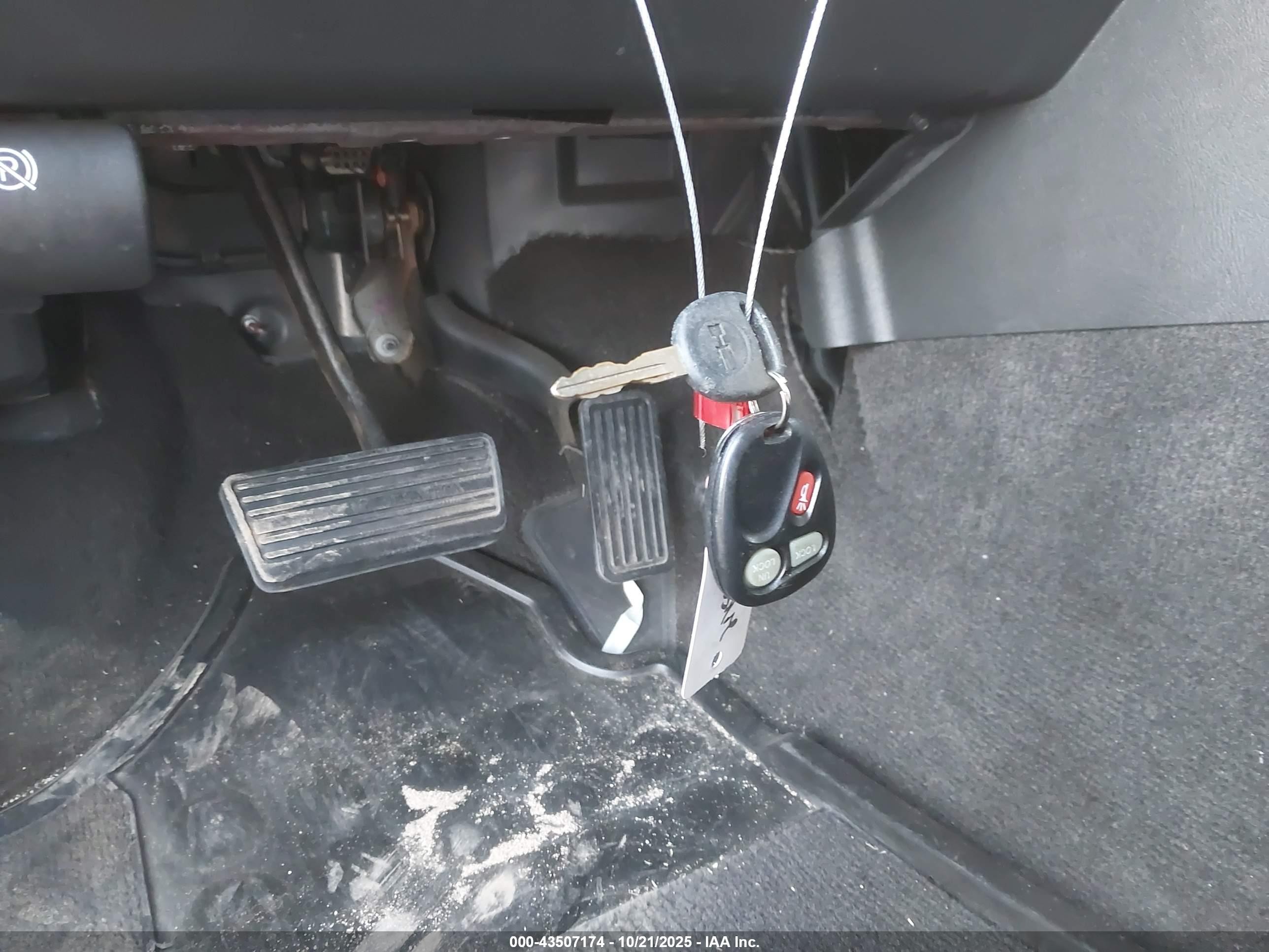2005 Hummer H2 Suv   Темно-бордовый vin: 5GRGN23U15H130290