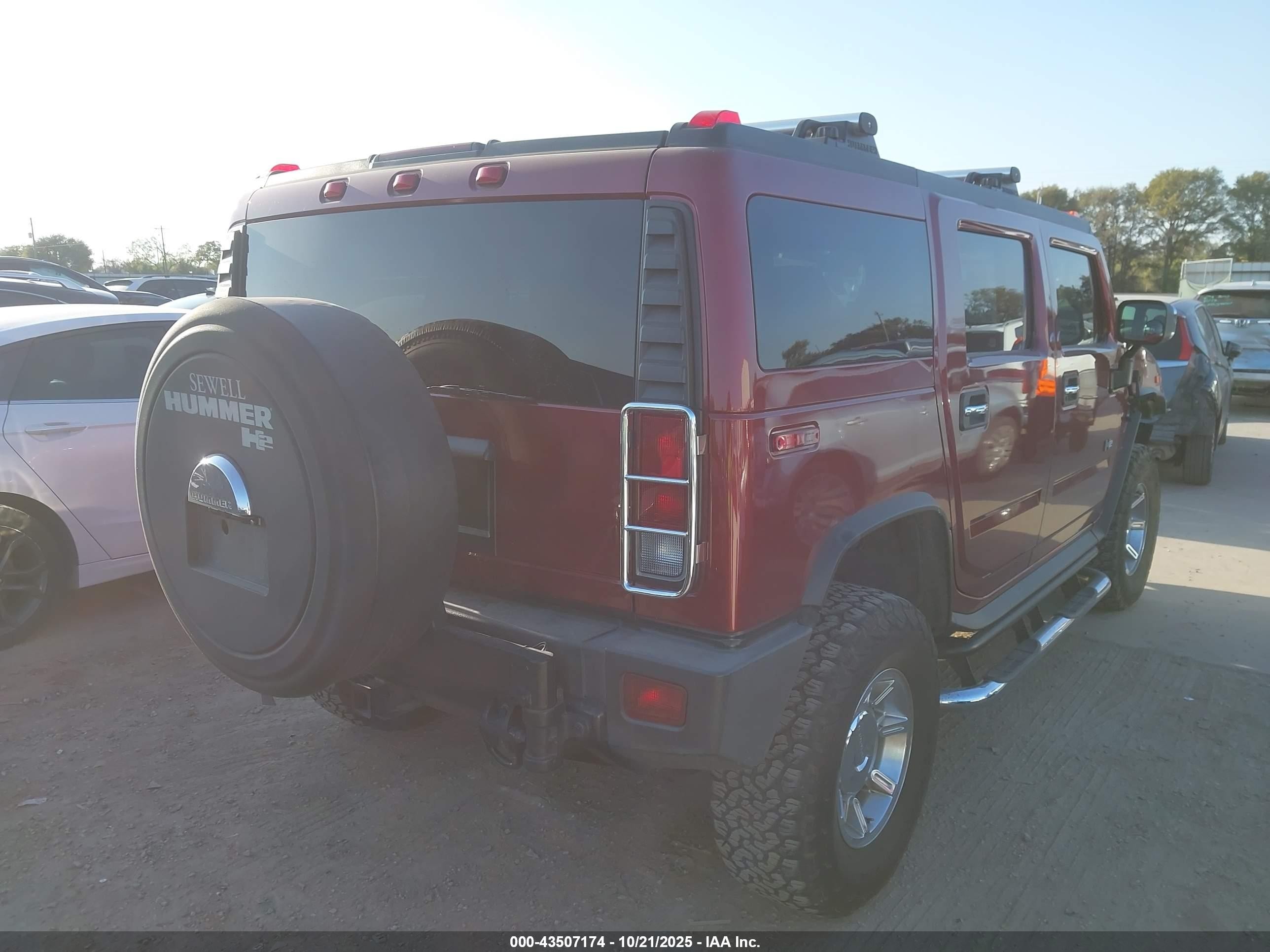 2005 Hummer H2 Suv   Темно-бордовый vin: 5GRGN23U15H130290