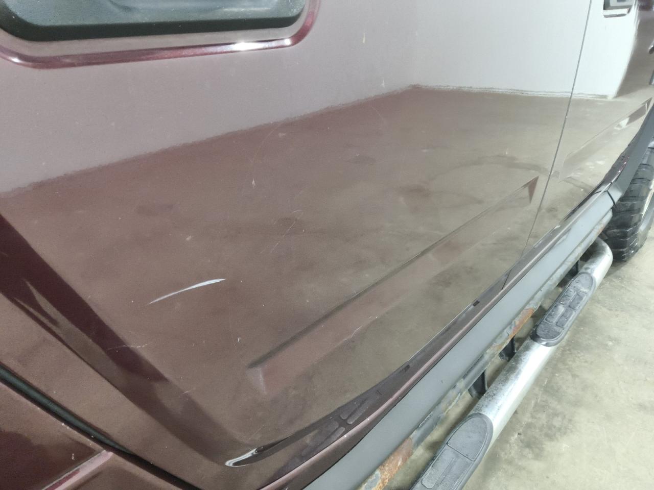 2006 Hummer H2 Бордовый vin: 5GRGN23U16H102006 Damage: Right Rear Door, Heavy Scratch, 2 To 3 Inches