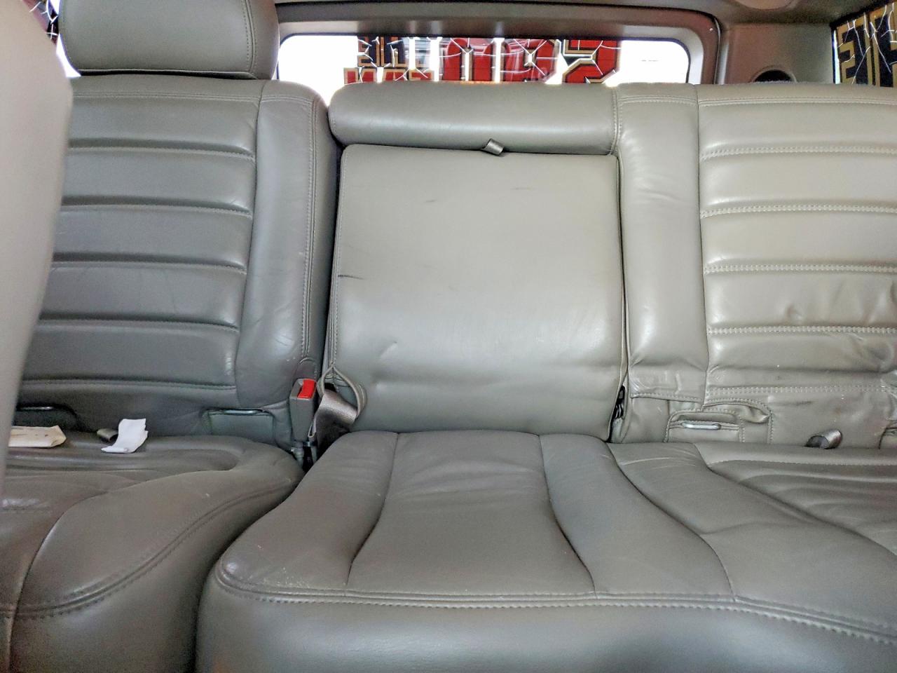 2003 Hummer H2 White vin: 5GRGN23U23H127525