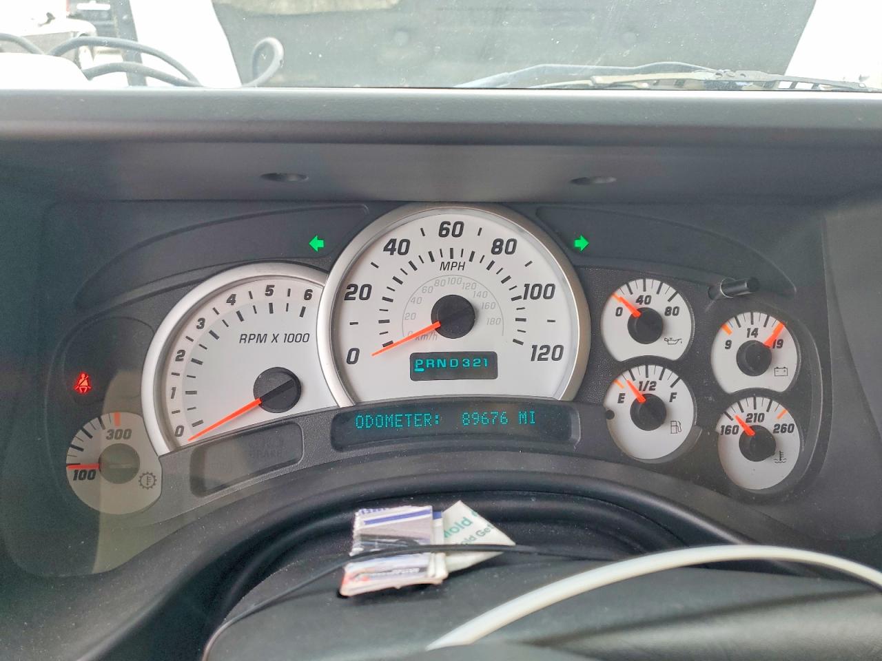 2003 Hummer H2 White vin: 5GRGN23U23H127525