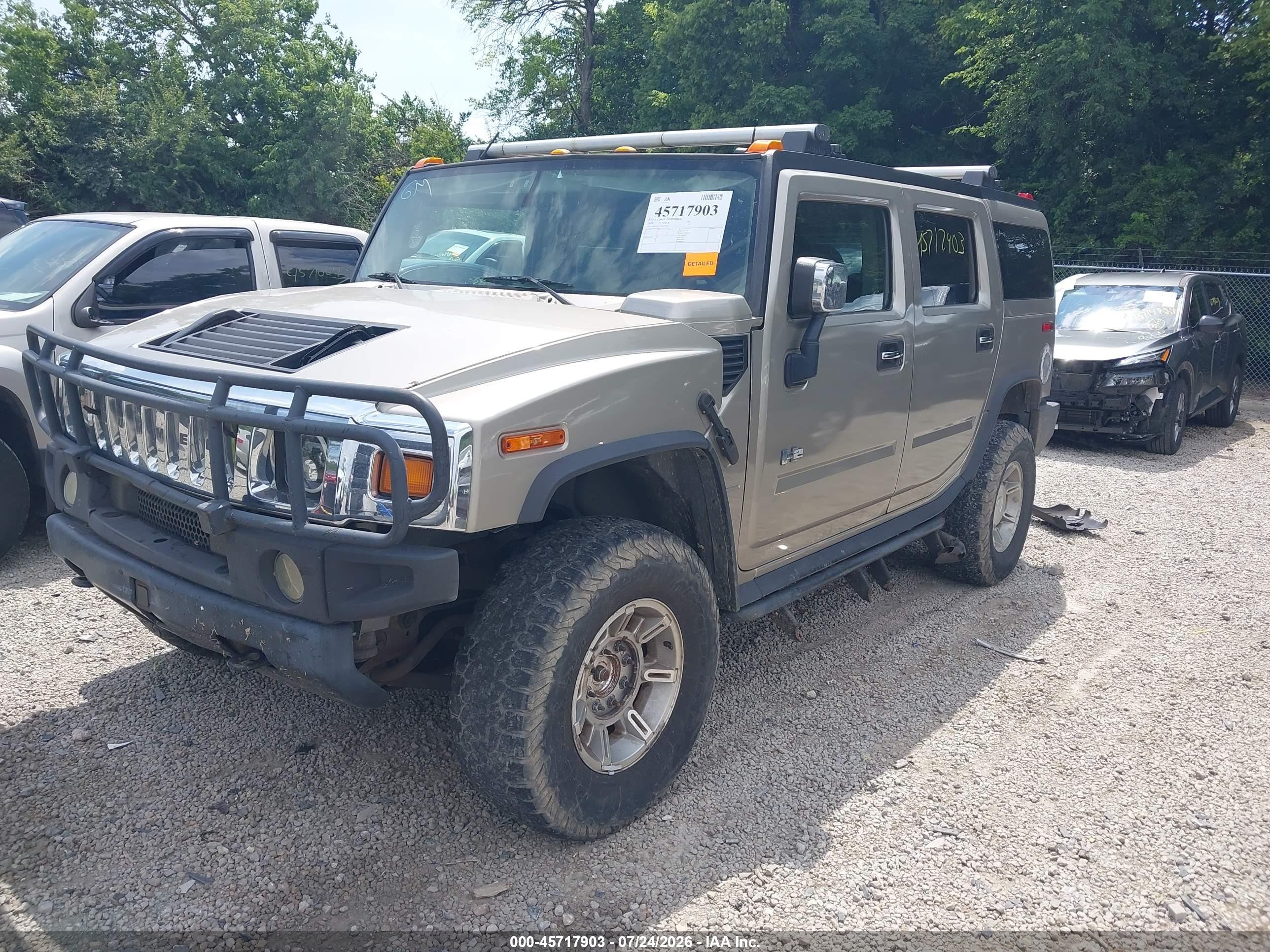 2003 Hummer H2   Beige vin: 5GRGN23U33H130871