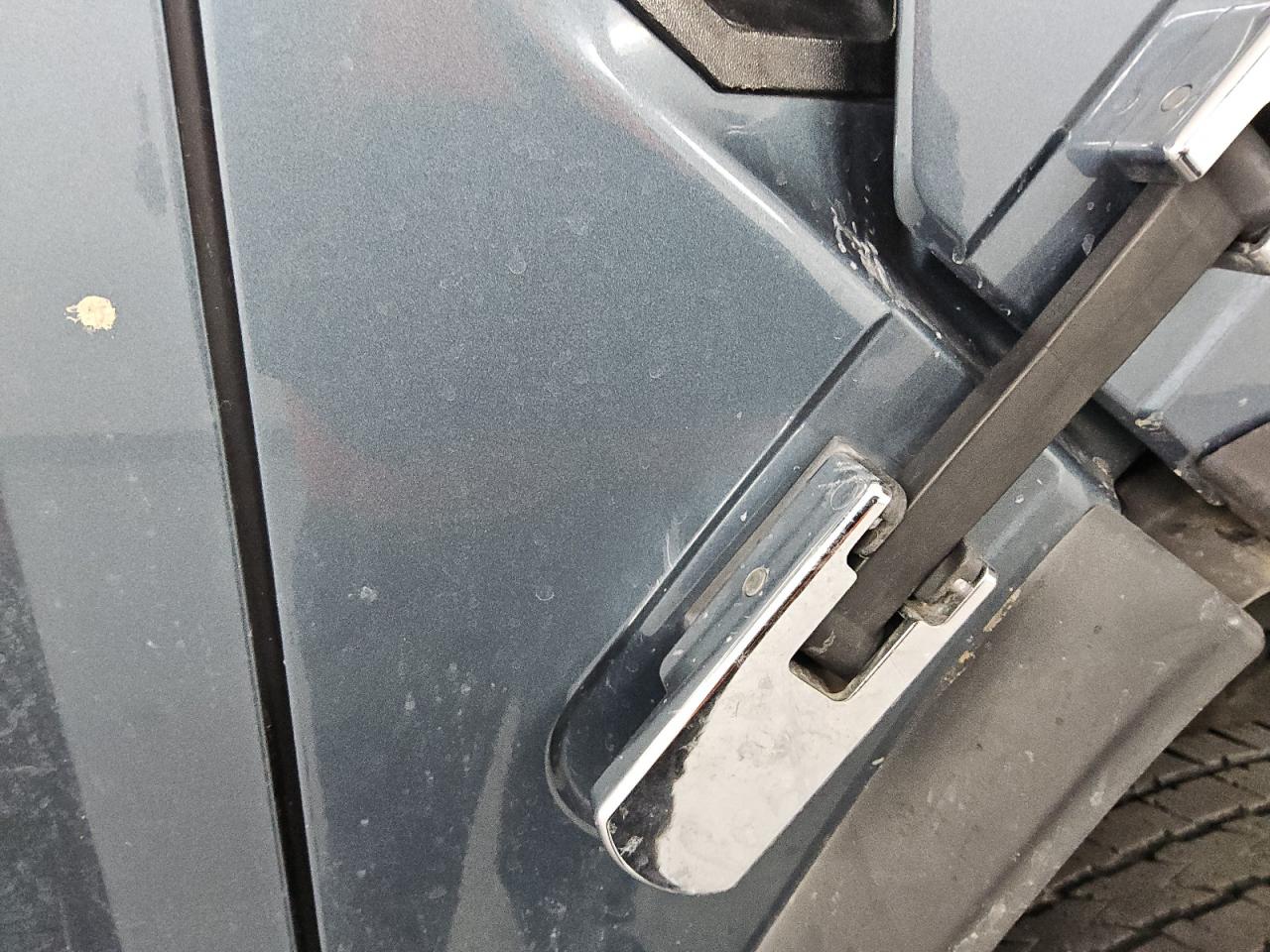 2005 Hummer H2 Green vin: 5GRGN23U35H100787 Damage: Right Front Fender, Multiple Scratches Light, 3