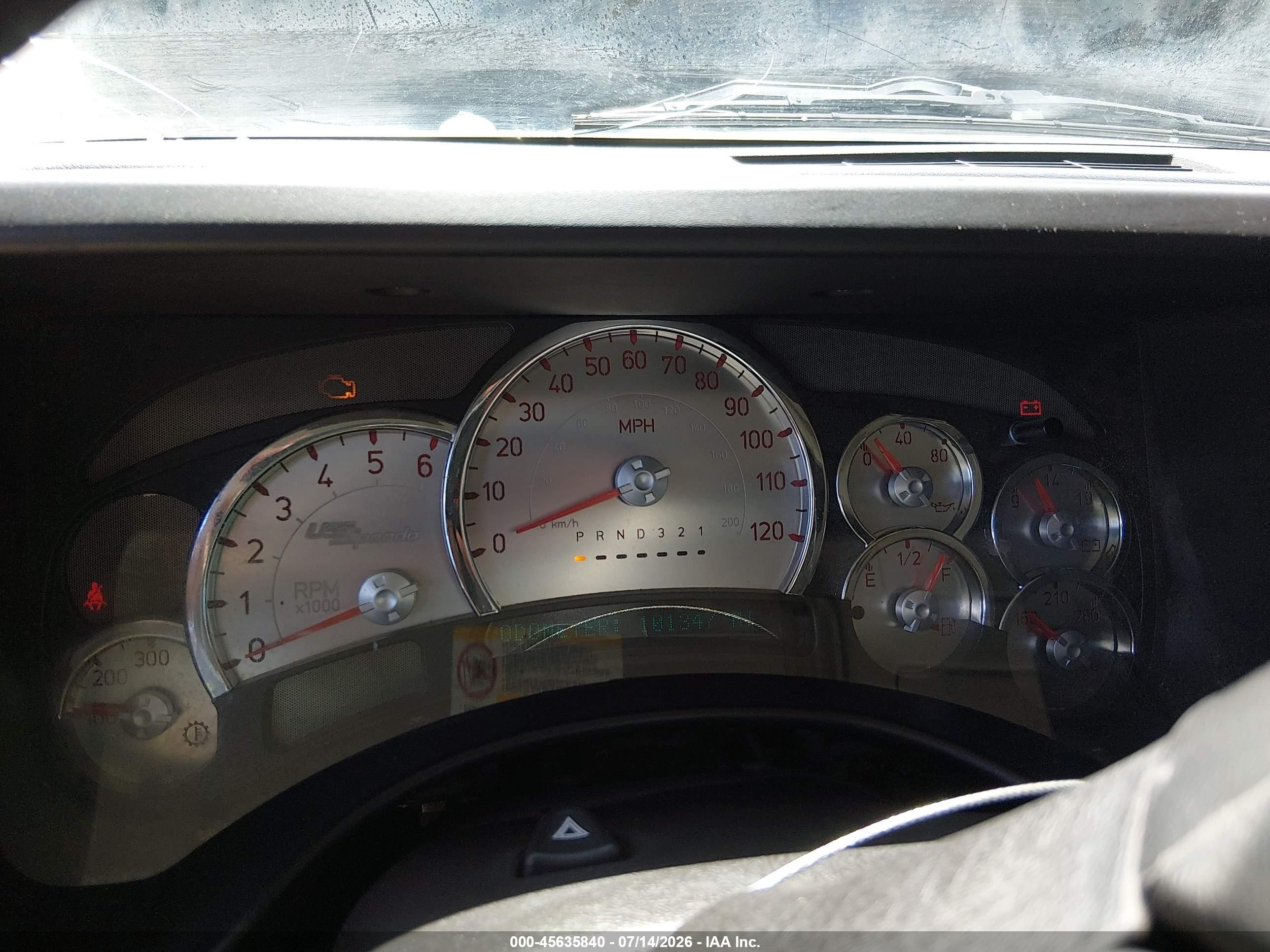 2005 Hummer H2 Suv   White vin: 5GRGN23U35H116083