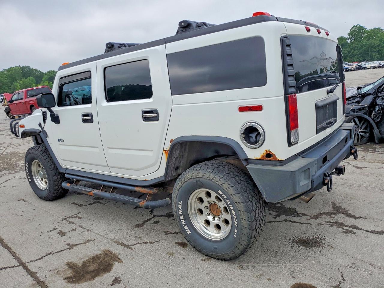 2005 Hummer H2 White vin: 5GRGN23U35H119355