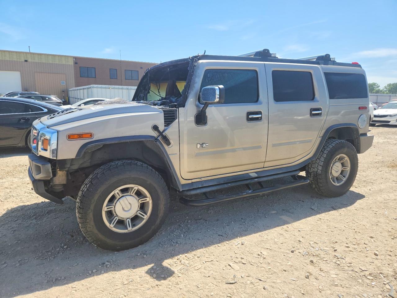 2004 Hummer H2 Silver vin: 5GRGN23U44H107830