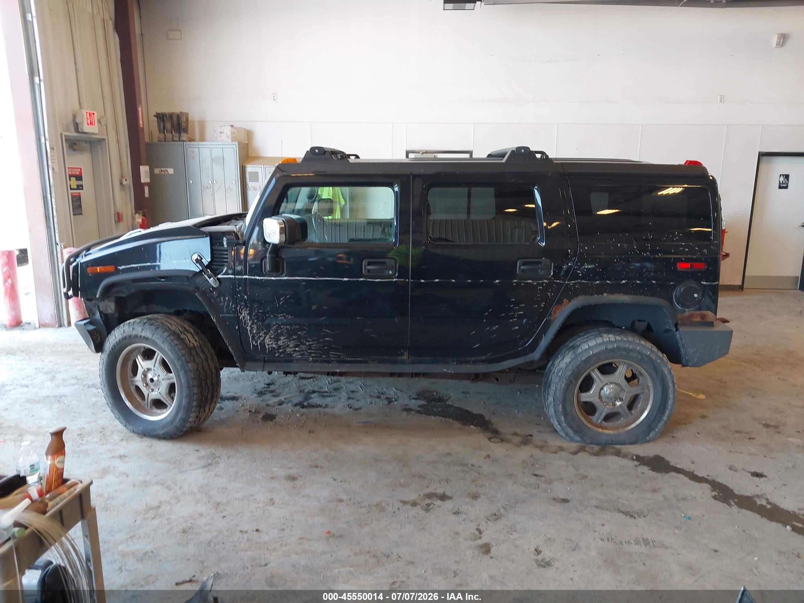 2005 Hummer H2 Suv Black vin: 5GRGN23U45H122863