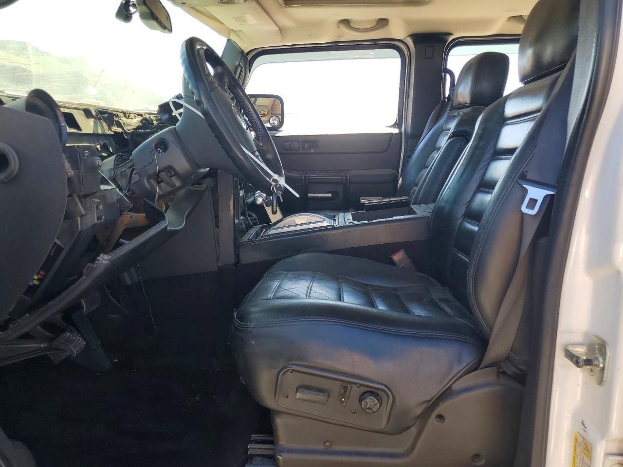 2006 Hummer H2 Белый vin: 5GRGN23U46H107619