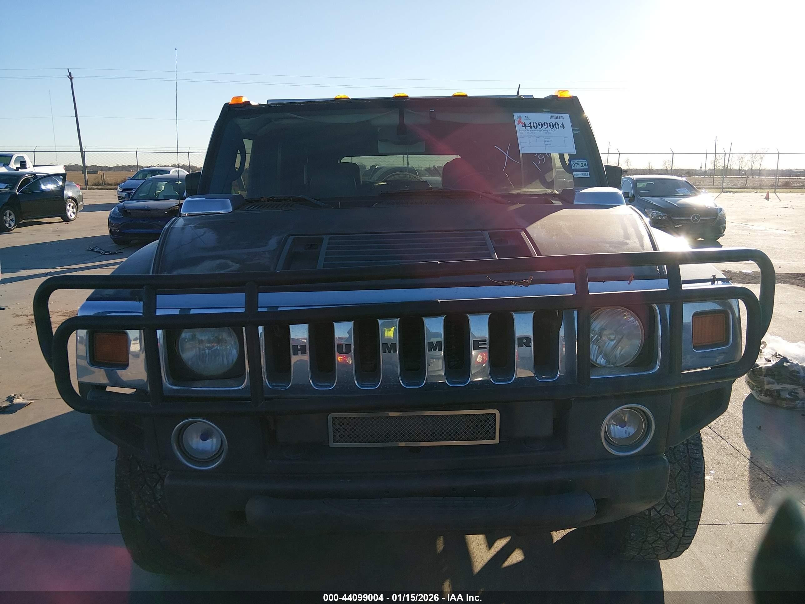 2006 Hummer H2 Suv   Black vin: 5GRGN23U46H112447