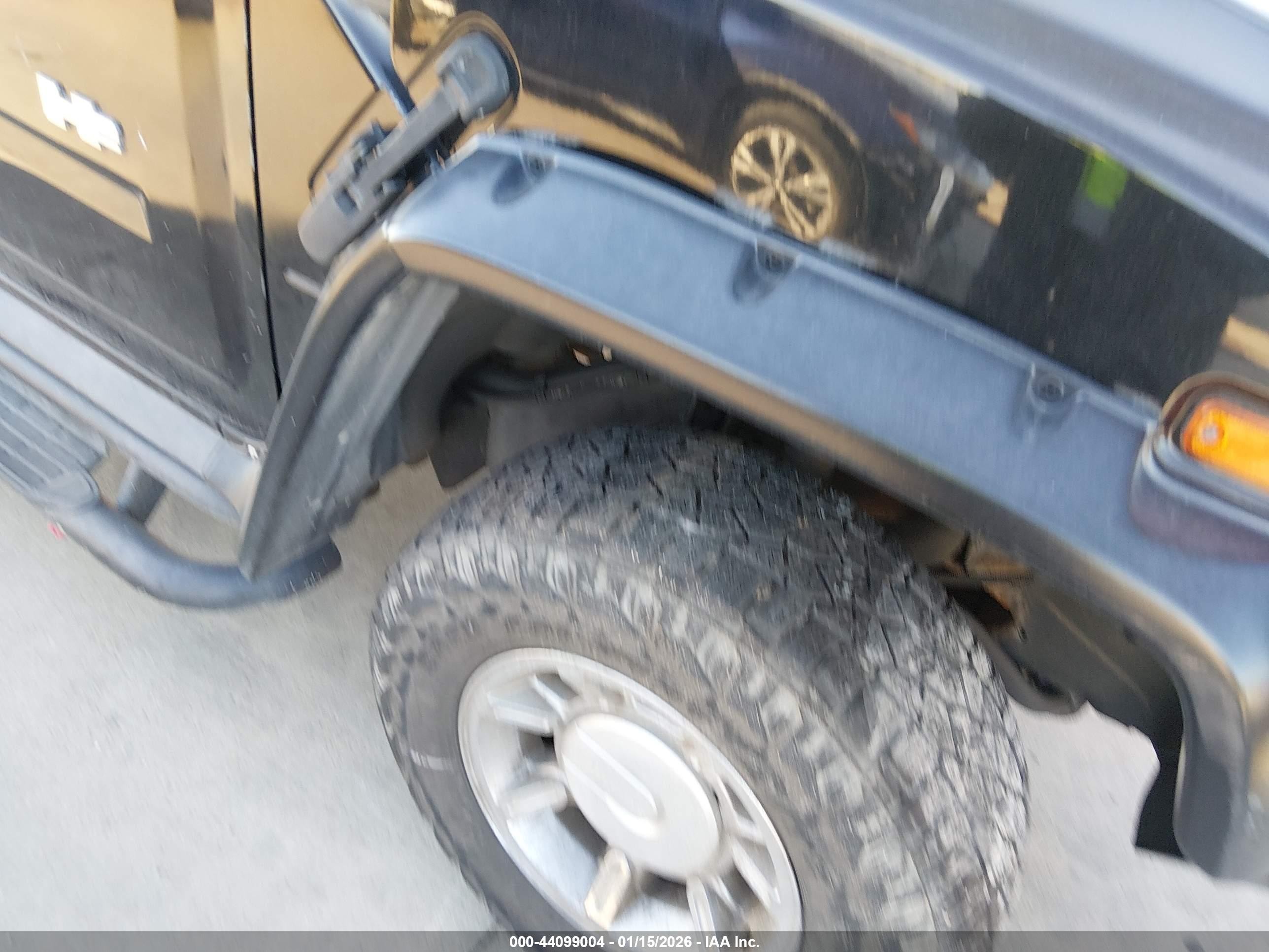 2006 Hummer H2 Suv   Black vin: 5GRGN23U46H112447