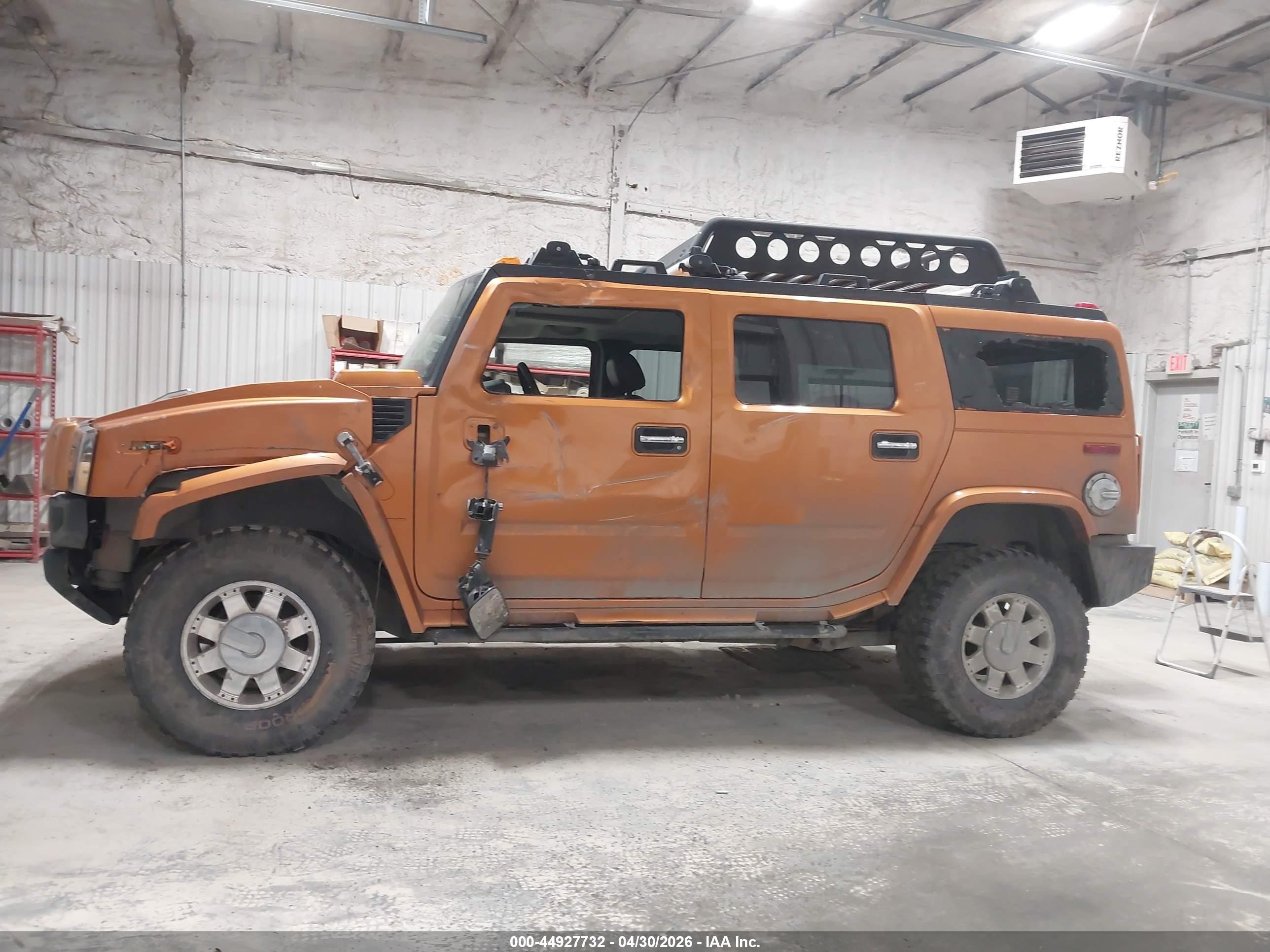 2006 Hummer H2 Suv   Orange vin: 5GRGN23U46H115378
