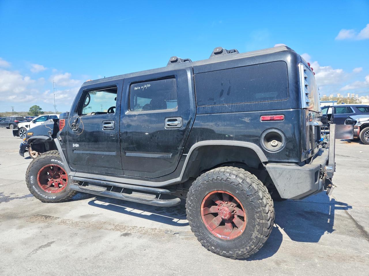 2003 Hummer H2 Black vin: 5GRGN23U53H102439