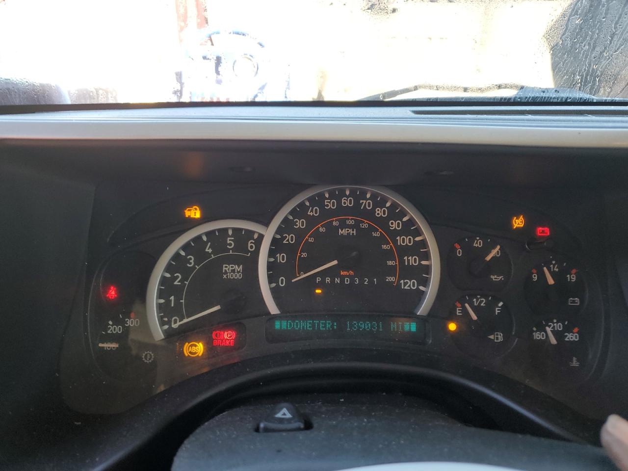 2006 Hummer H2 Бордовый vin: 5GRGN23U66H105192