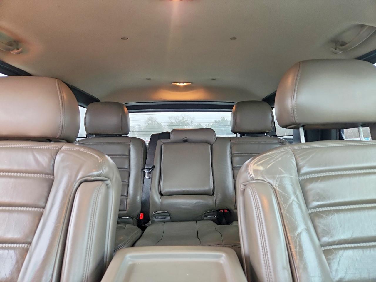 2007 Hummer H2 Adventure Black vin: 5GRGN23U67H110636