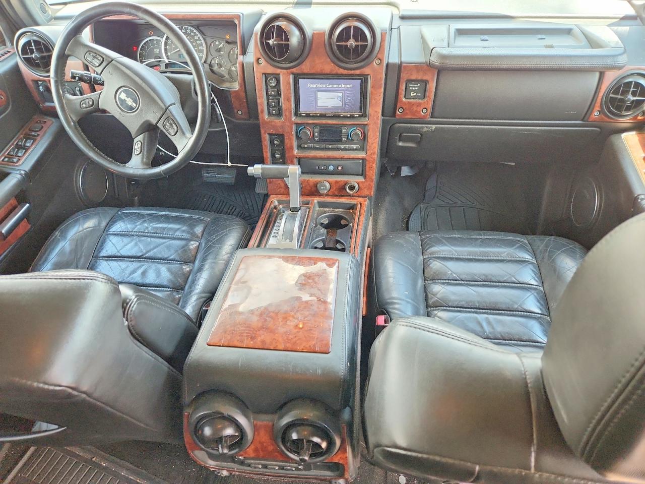 2005 Hummer H2 Black vin: 5GRGN23U75H117608