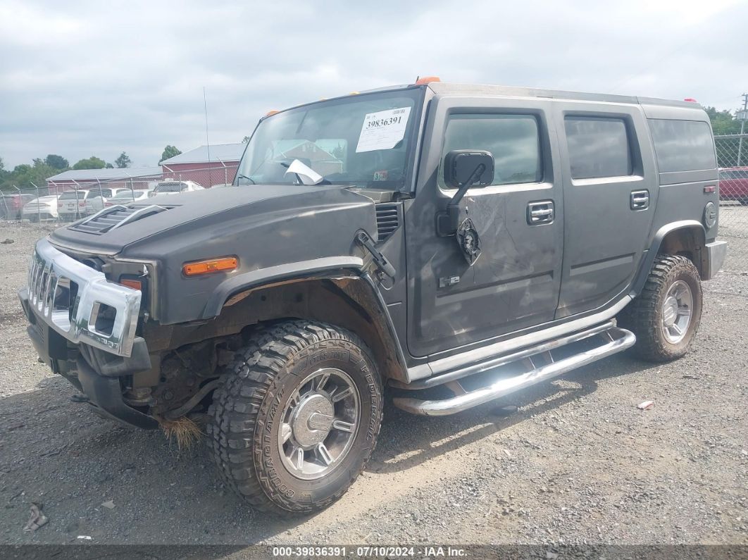 2005 Hummer H2 Suv   Black vin: 5GRGN23U75H126843