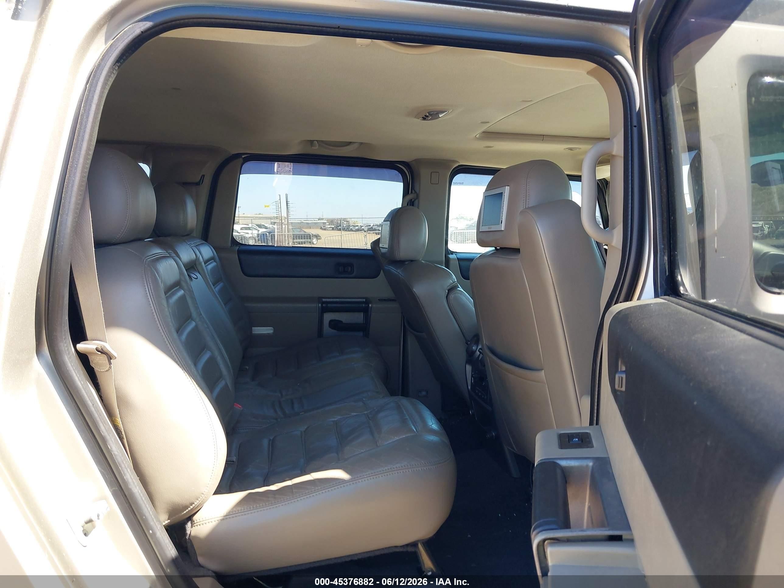 2003 Hummer H2   Tan vin: 5GRGN23U83H103567