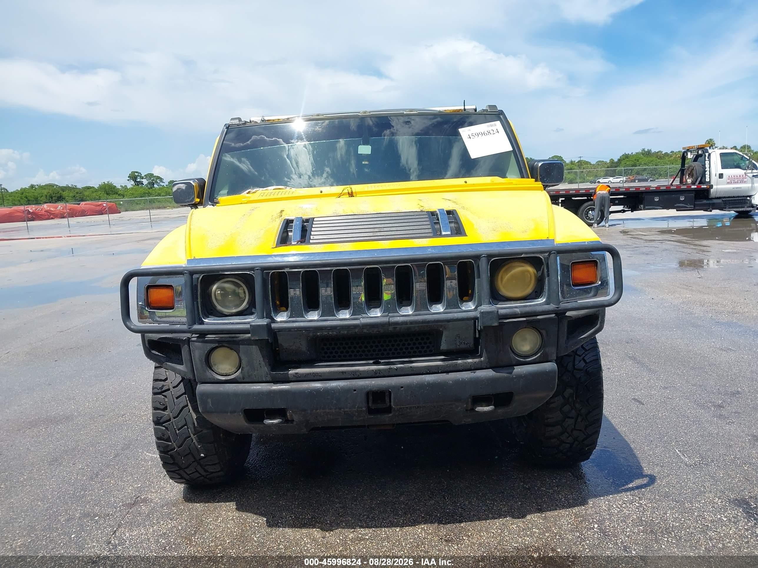 2003 Hummer H2   Yellow vin: 5GRGN23U83H143809