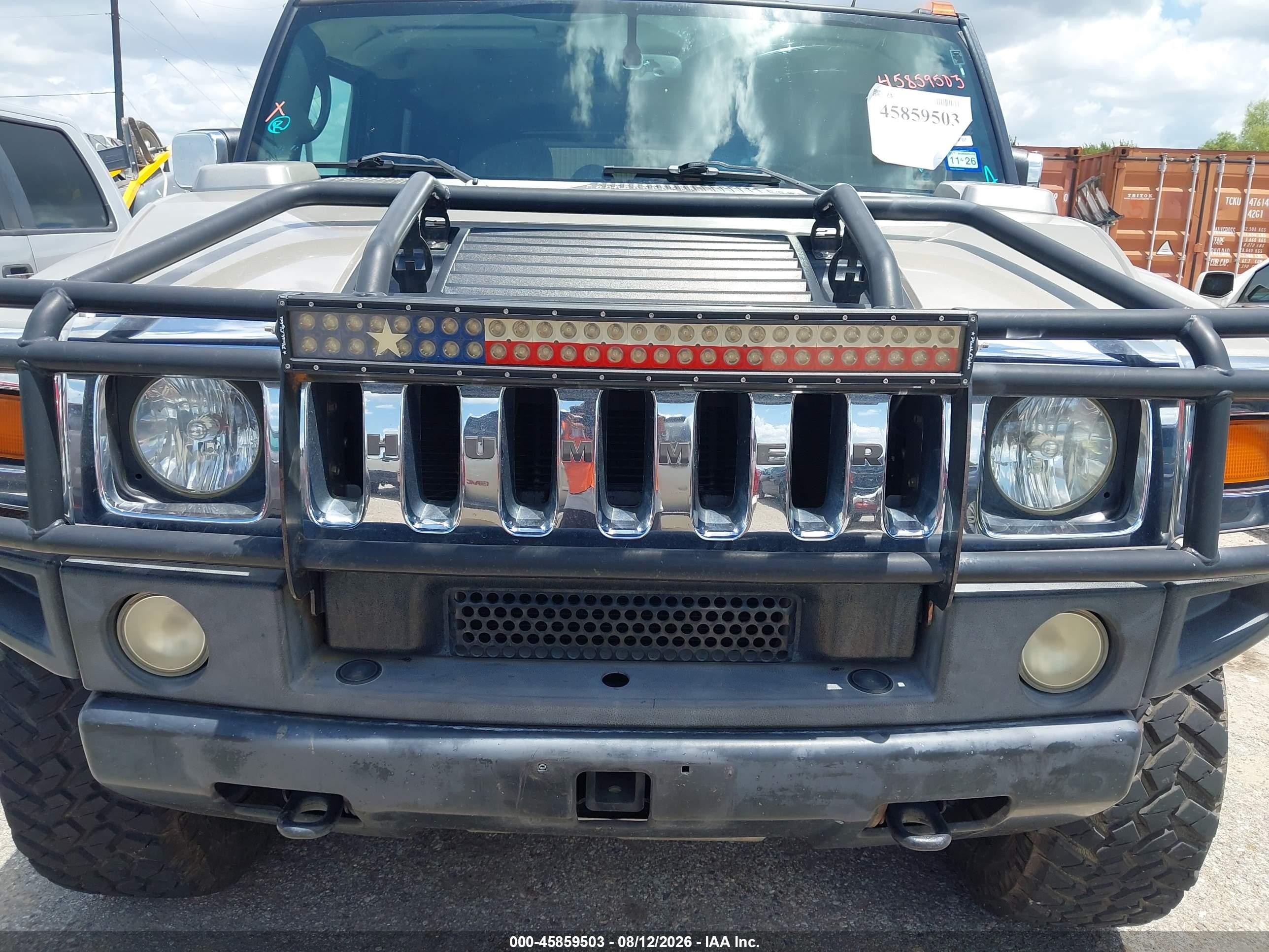 2005 Hummer H2 Suv   Beige vin: 5GRGN23U95H118419