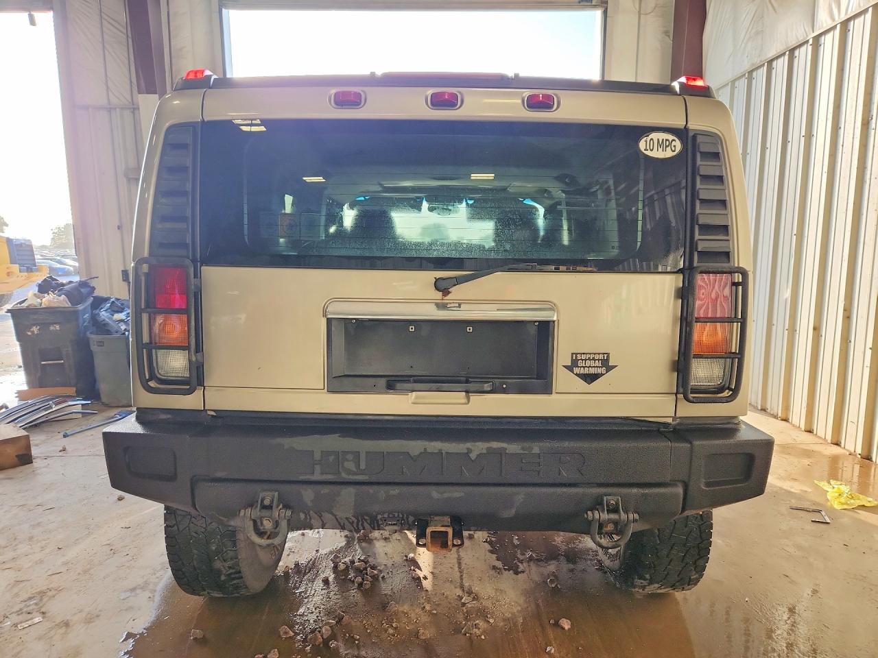 2003 Hummer H2 Tan vin: 5GRGN23UX3H109600
